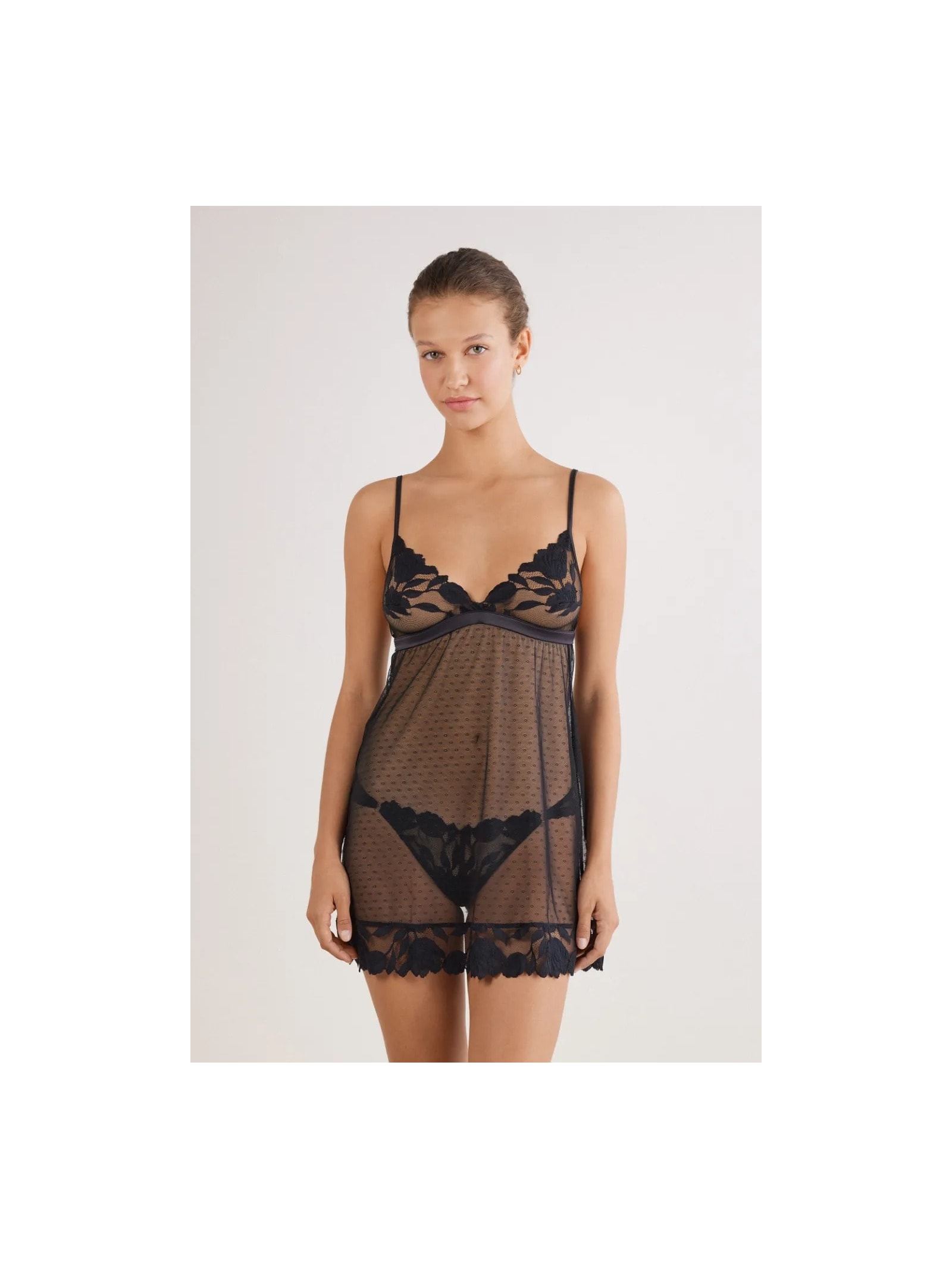 Babydoll Em Renda e Tule All About Flowers Preto Intimissimi