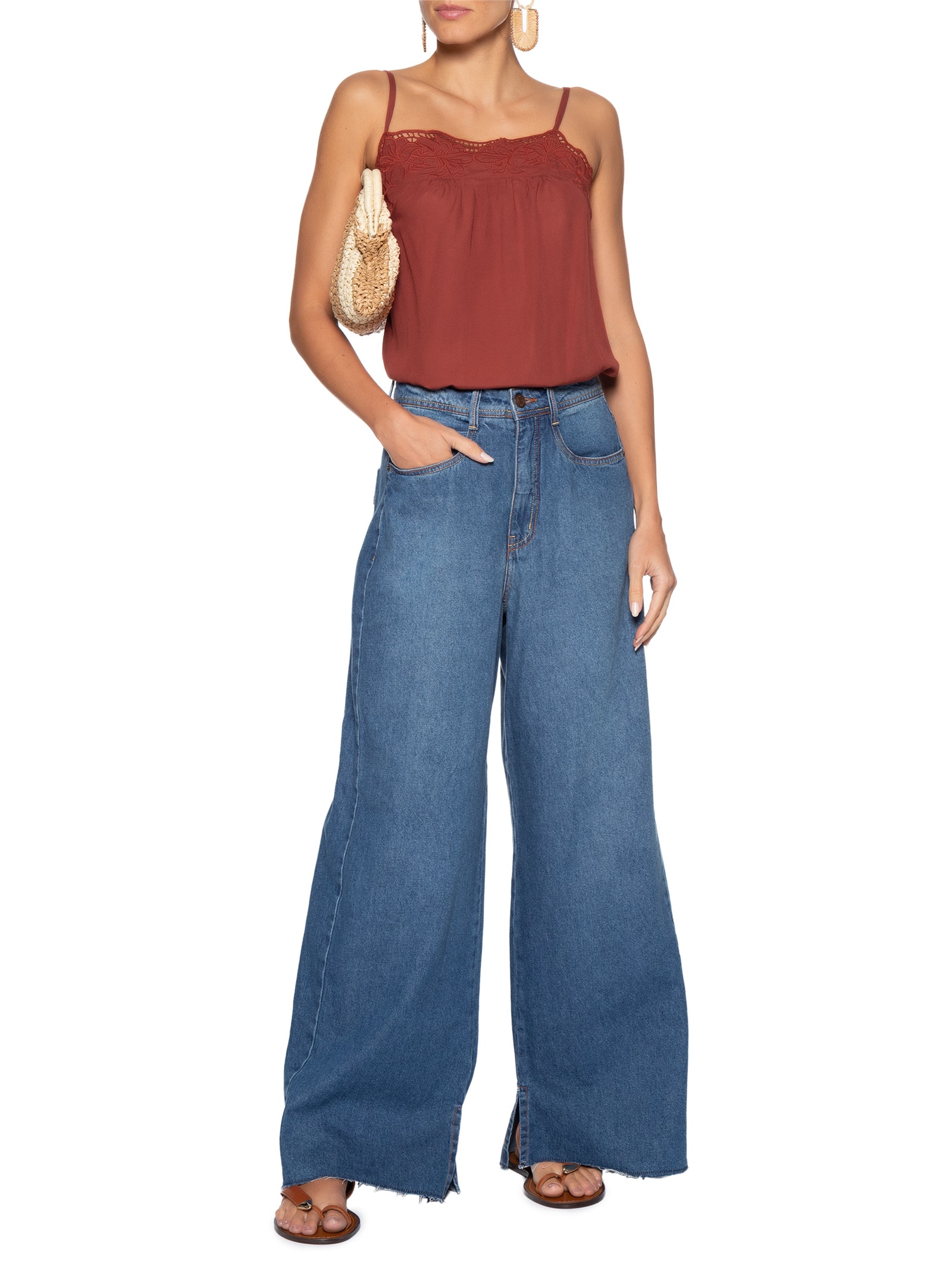 Bata Feminina Decote Bordado Vermelho Dress To