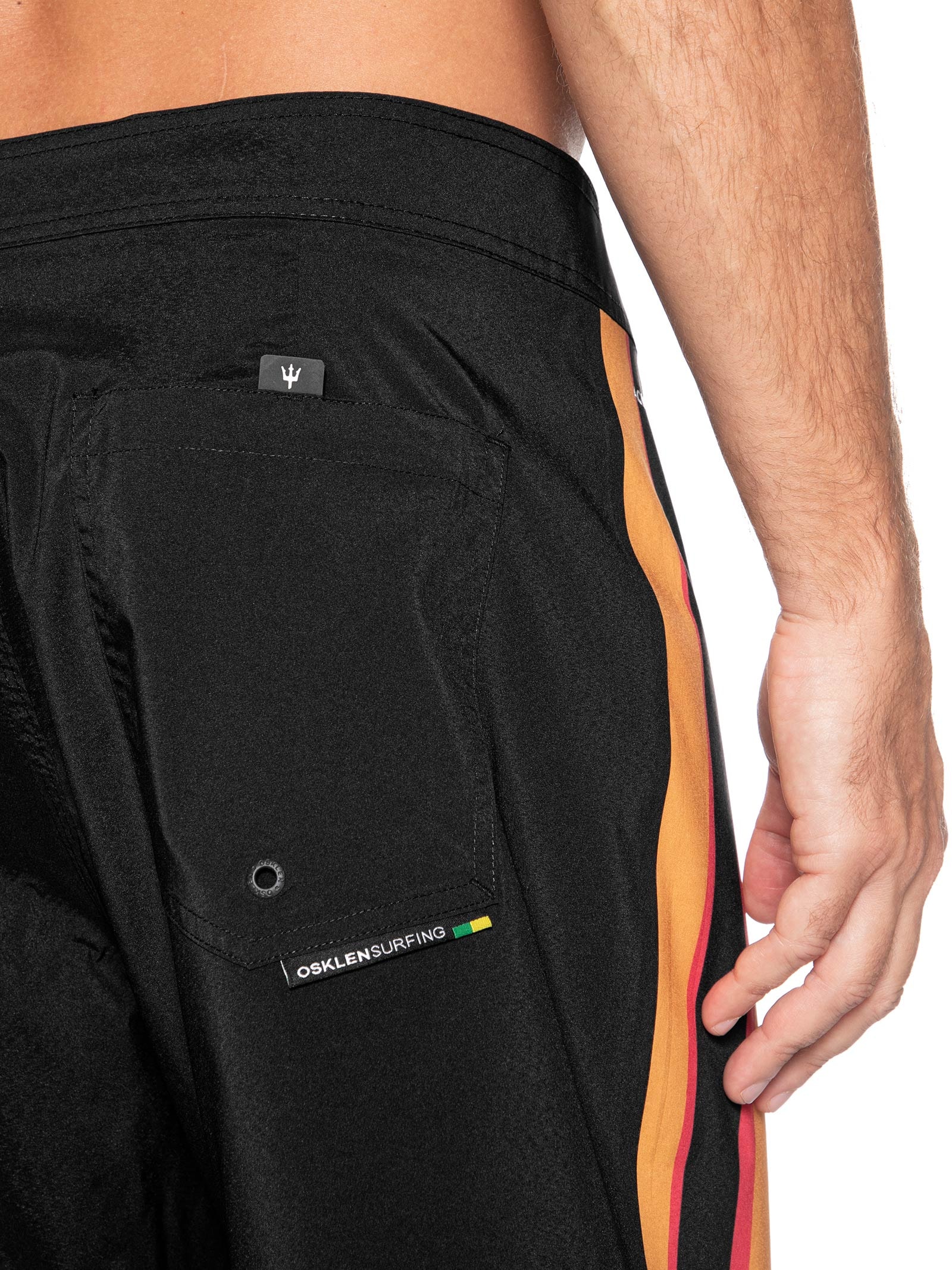 Bermuda Beachwear Masculino Aquaone Flex Triangle Preto Osklen