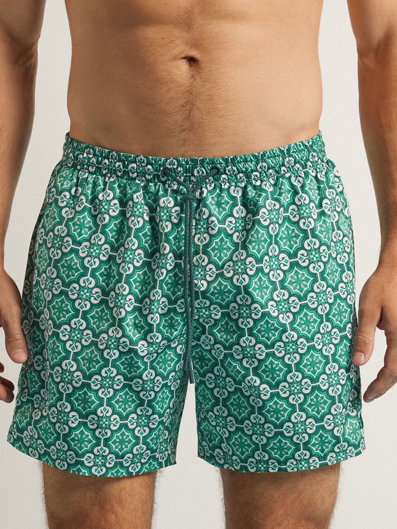 Bermuda De Banho Com Estampa De Azulejos Verde Intimissimi