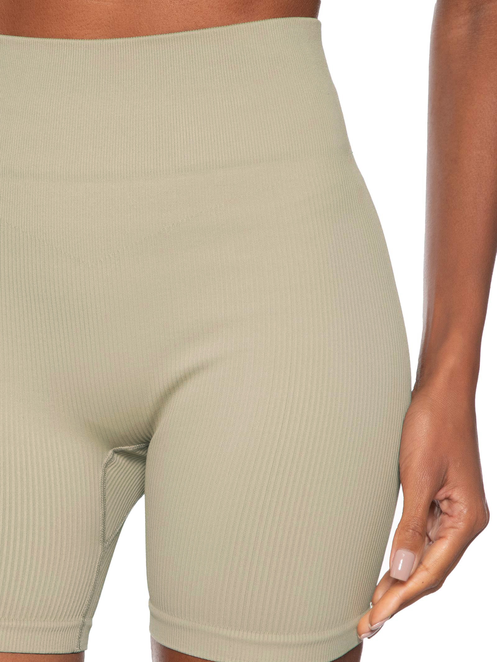 Bermuda Feminina Ciclista Bege Hering Sports