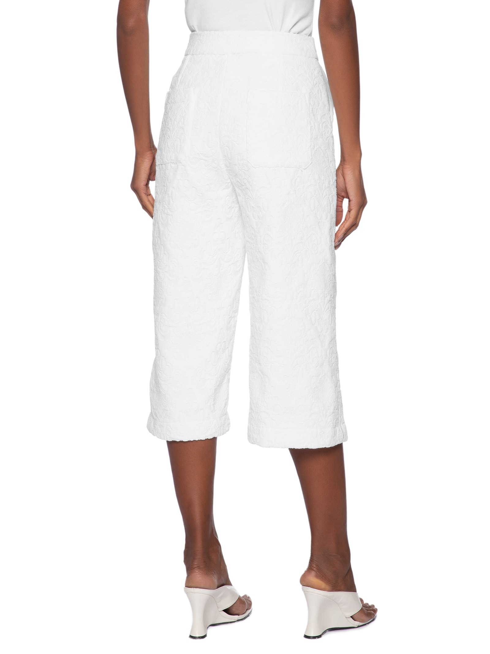 Bermuda Feminina Cintura Alta Em Jacquard Branco '2Essential