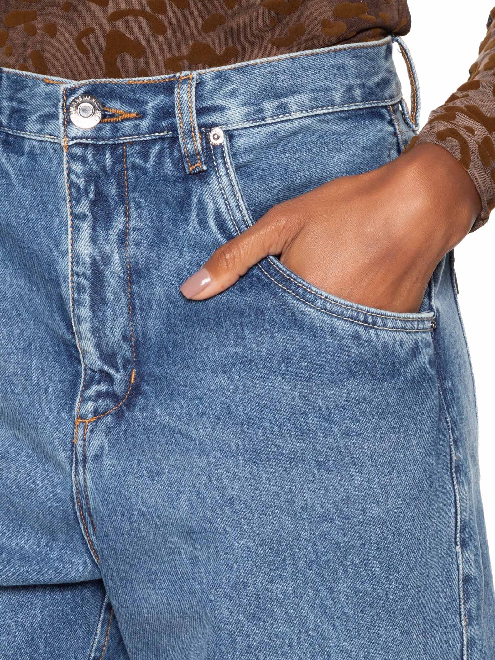 Bermuda Feminina Jeans Log Rise Barra A Fio Azul Animale Jeans