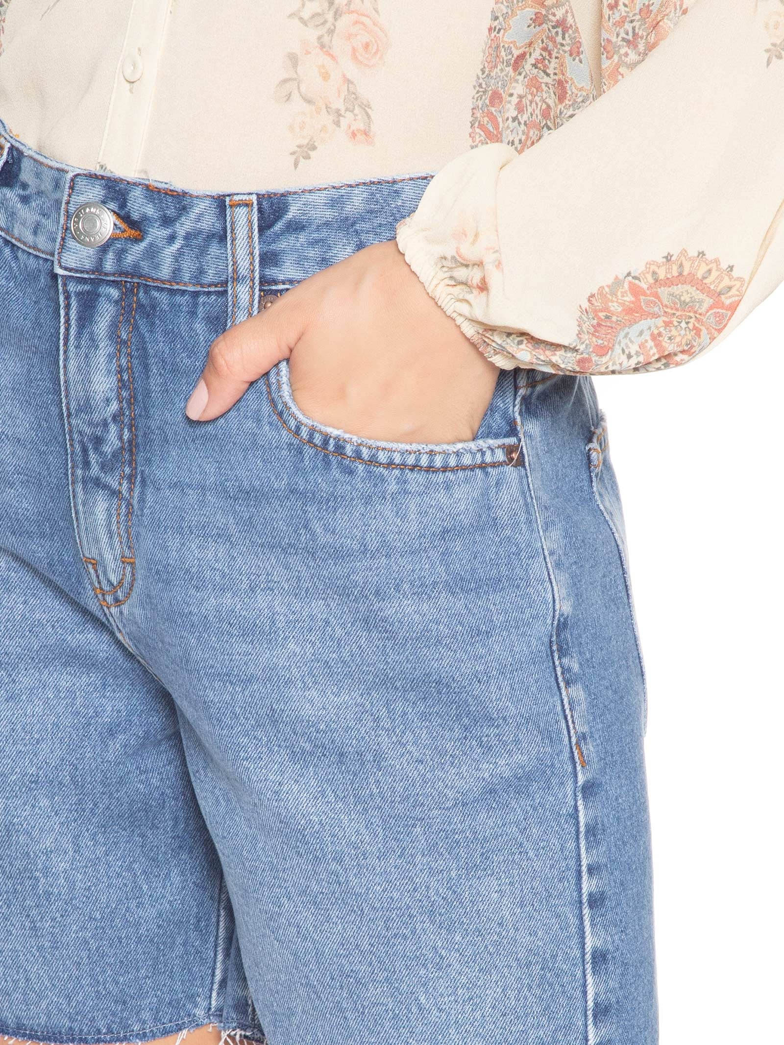 Bermuda Feminina Jeans Used Barra A Fio Azul Maria Filó