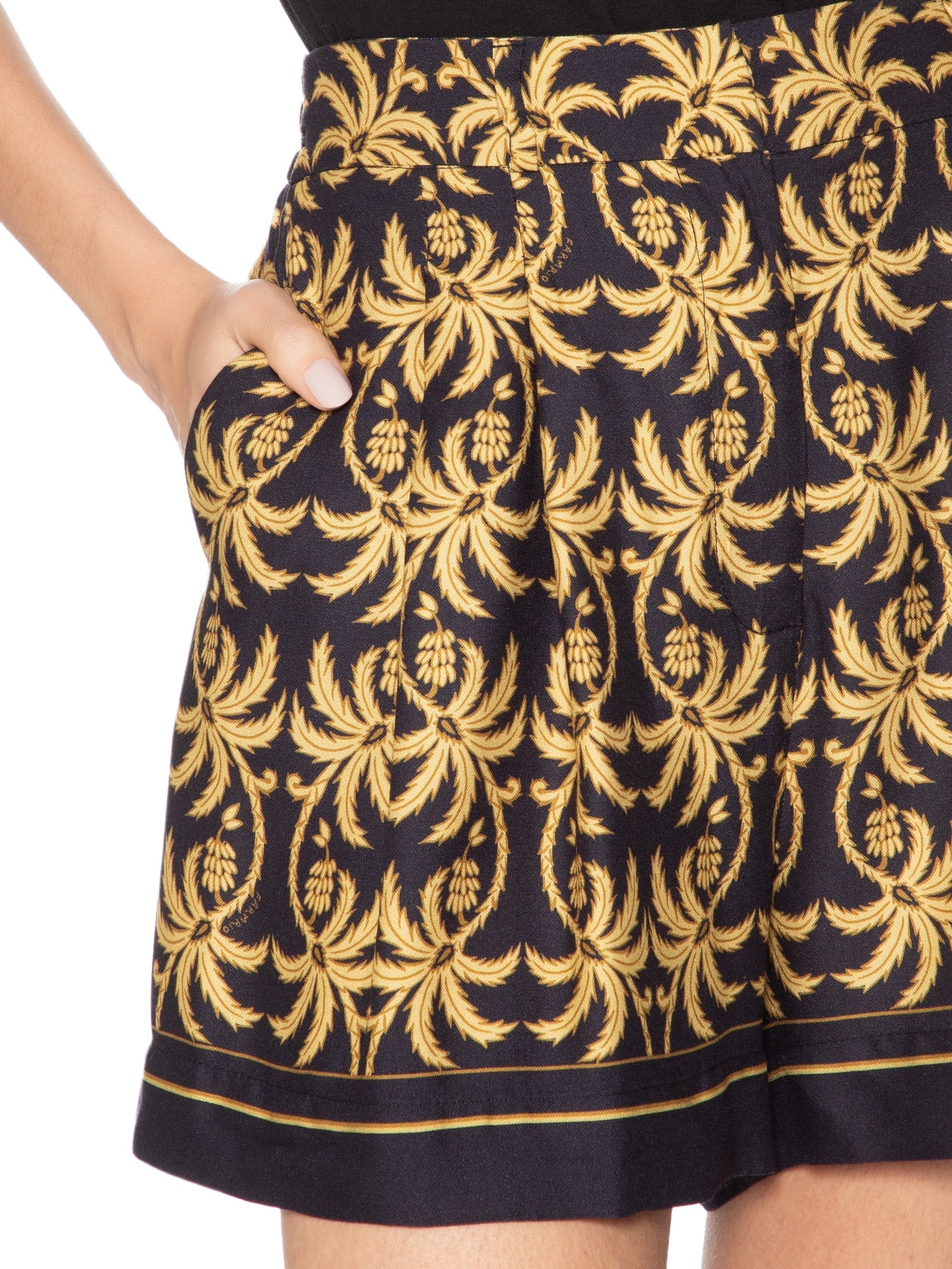 Bermuda Feminina Lenço Trancoso Preto Farm