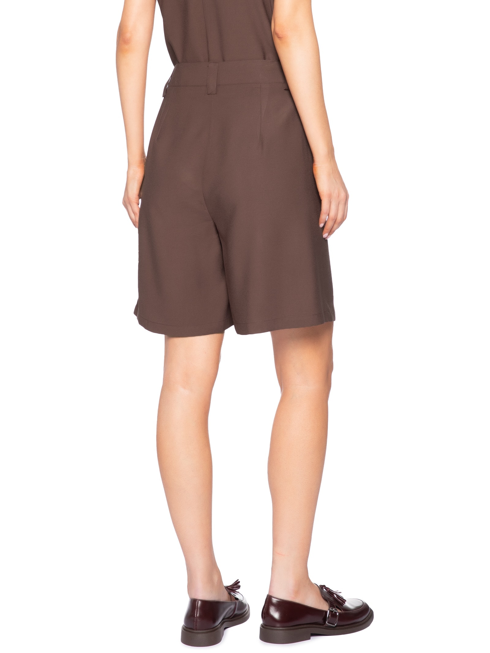 Bermuda Feminina Reta Com Bolso Marrom Basiq