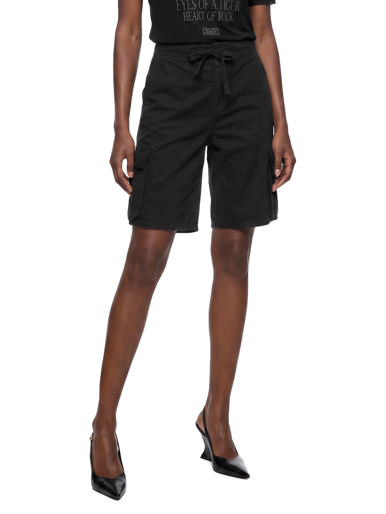 Bermuda Feminina Sarja Gigi Preto Colcci
