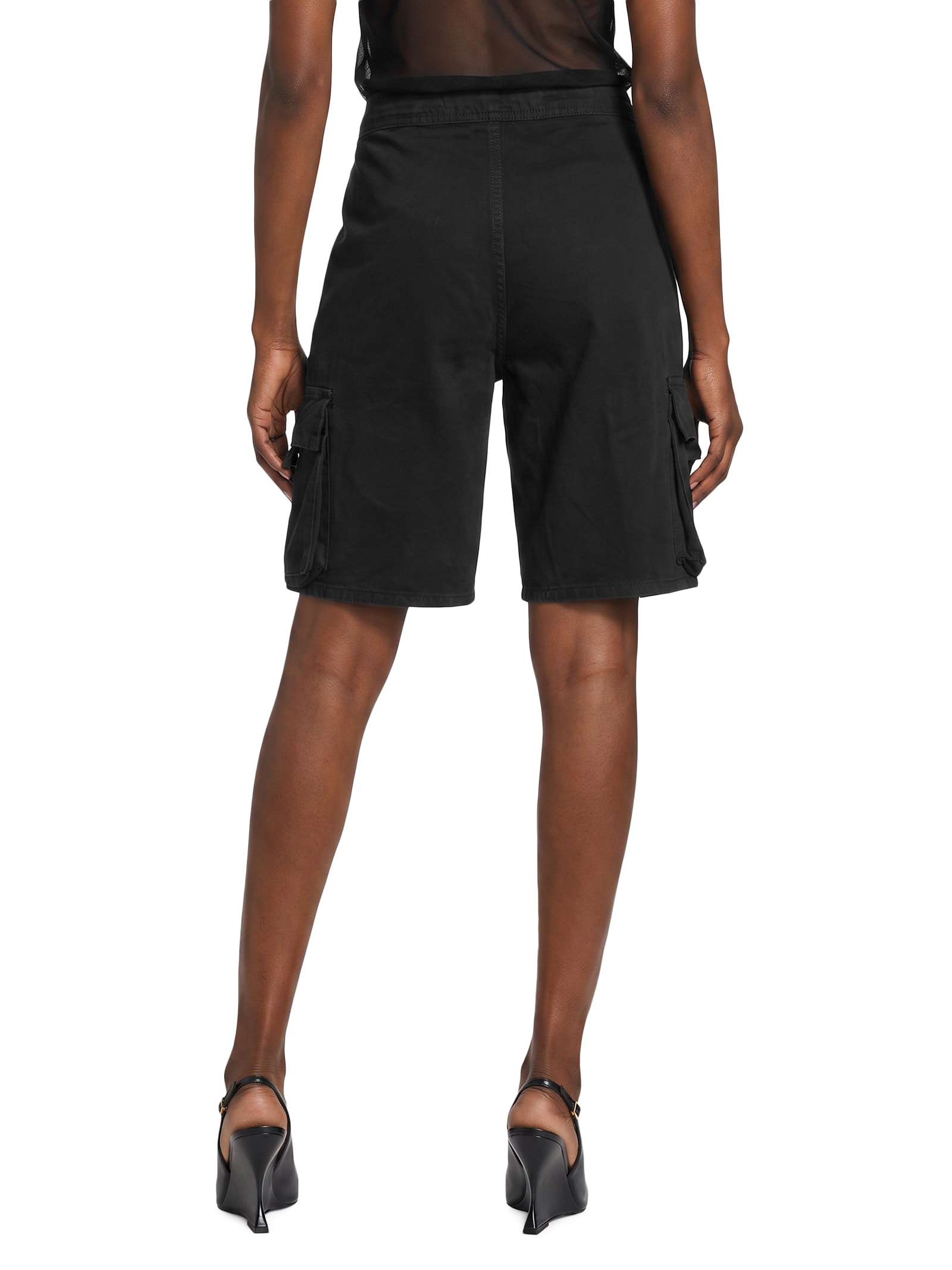 Bermuda Feminina Sarja Gigi Preto Colcci