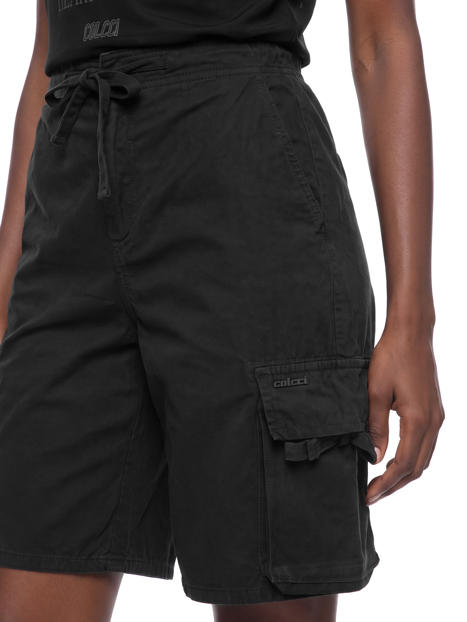 Bermuda Feminina Sarja Gigi Preto Colcci