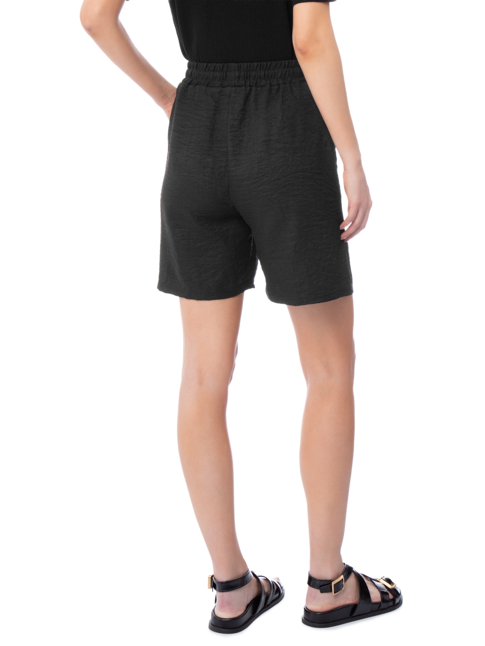 Bermuda Feminina Solta Com Cordão Preto Basiq
