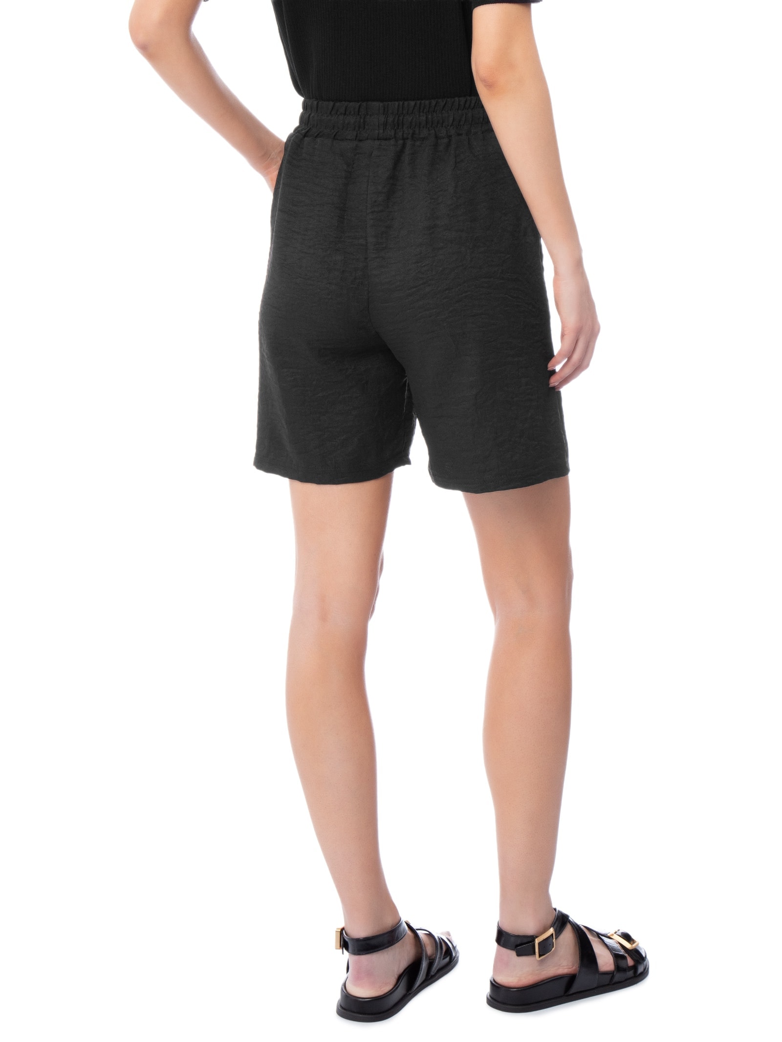 Bermuda Feminina Solta Com Cordão Preto Basiq