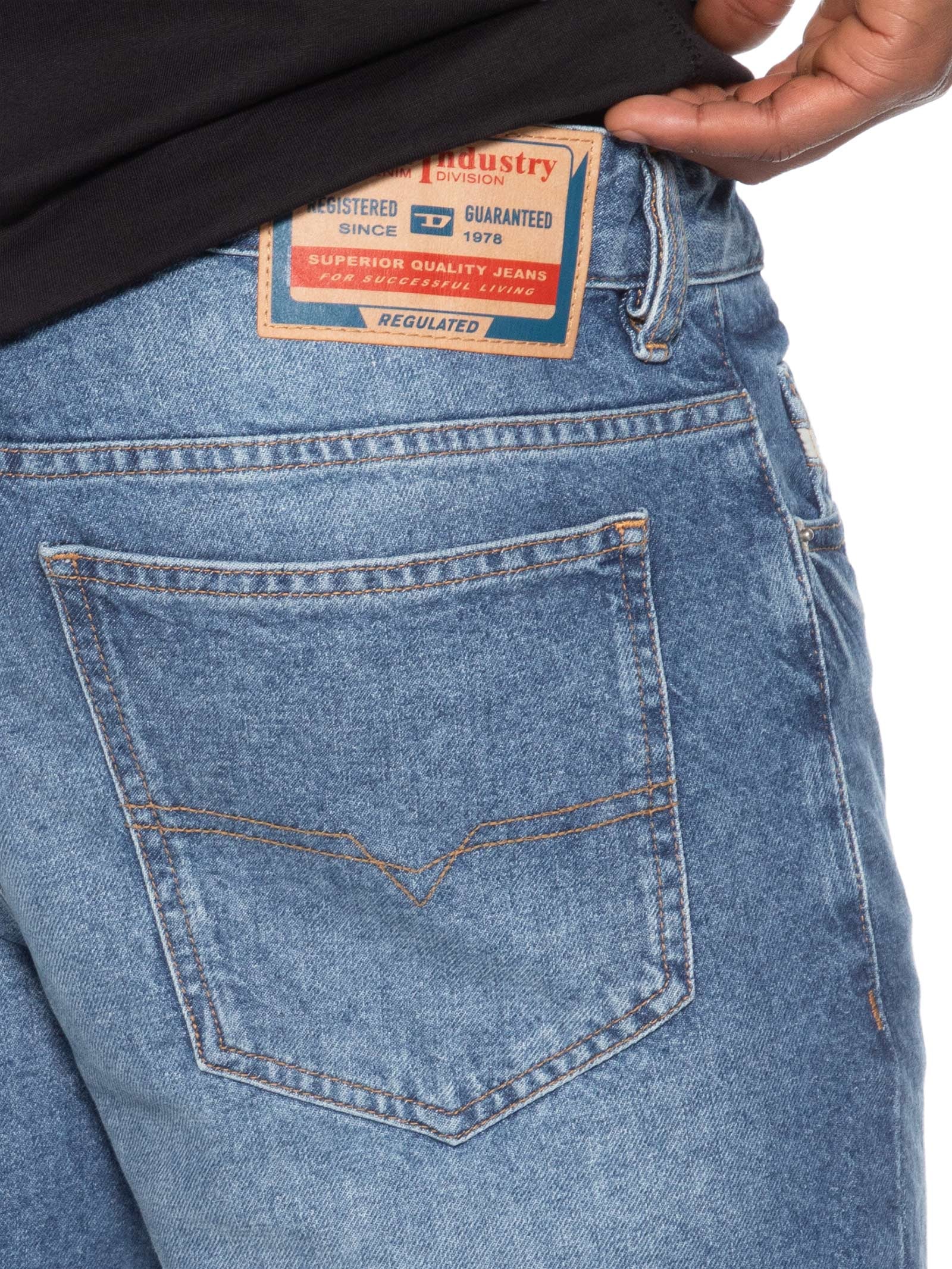 Bermuda Jeans Masculina D-Fin Azul Diesel