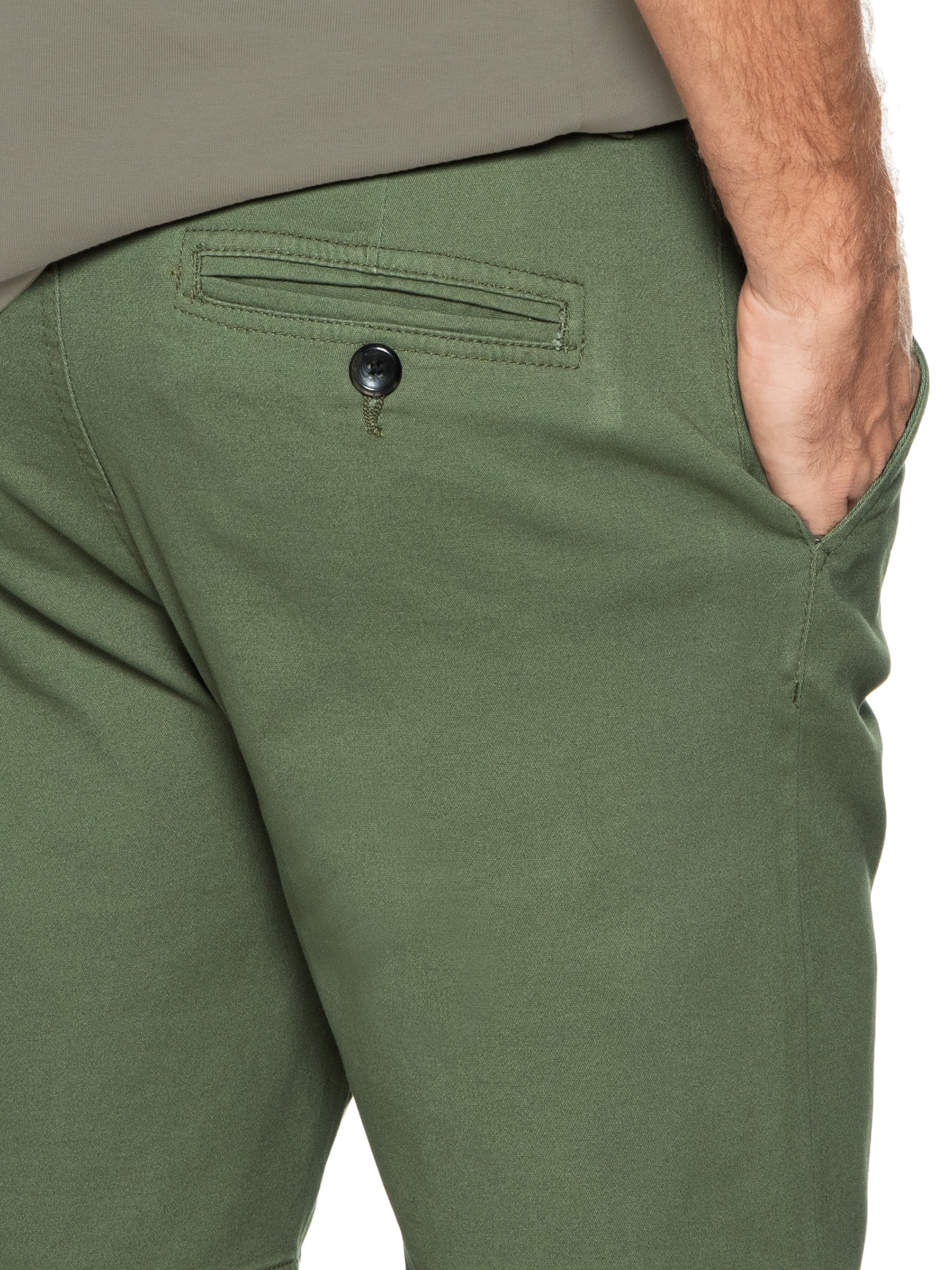 Bermuda Masculina Chino Color Verde Basiq Men