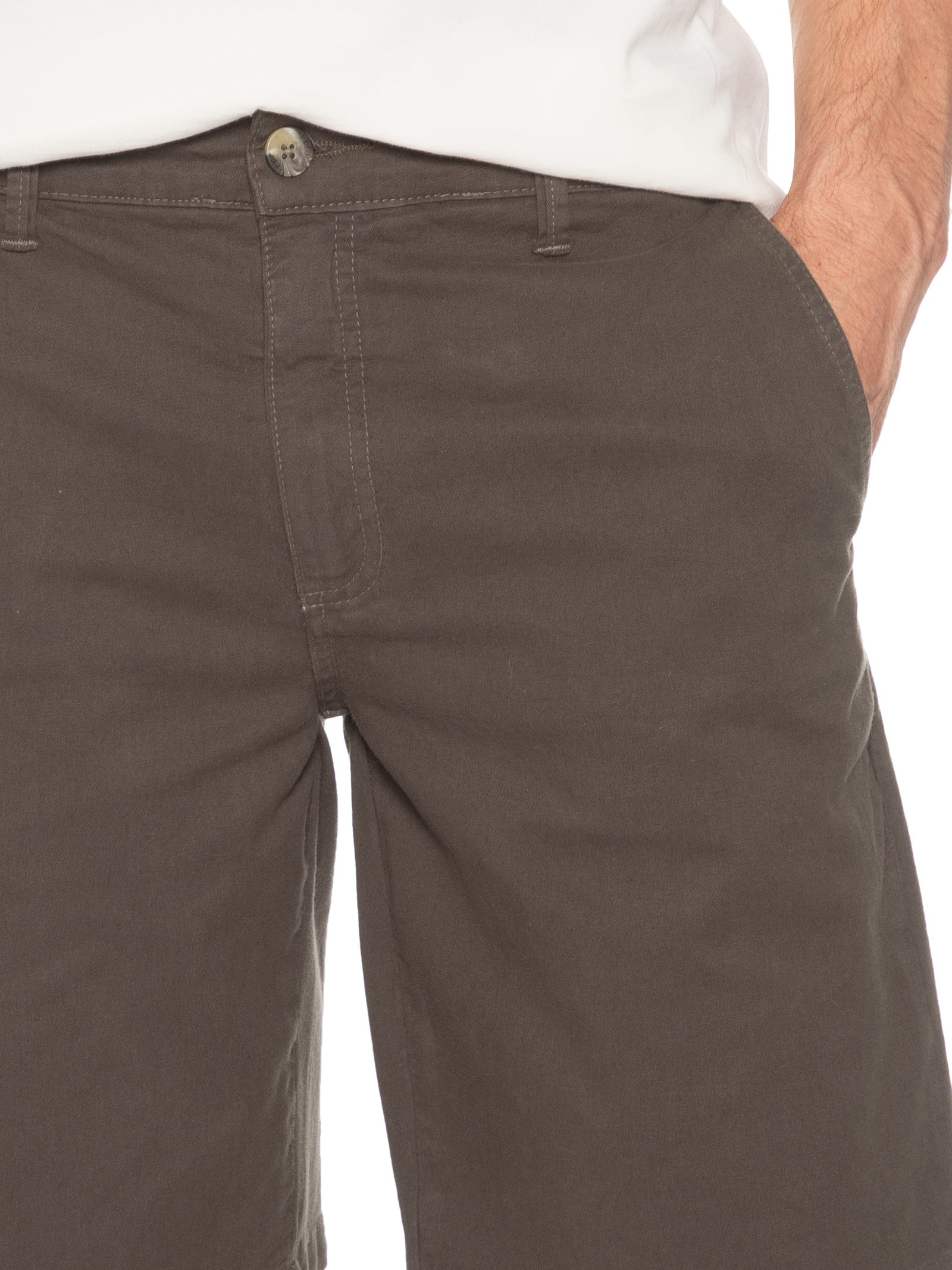 Bermuda Masculina Chino Sarja Elastano Tinturada Marrom Sergio K