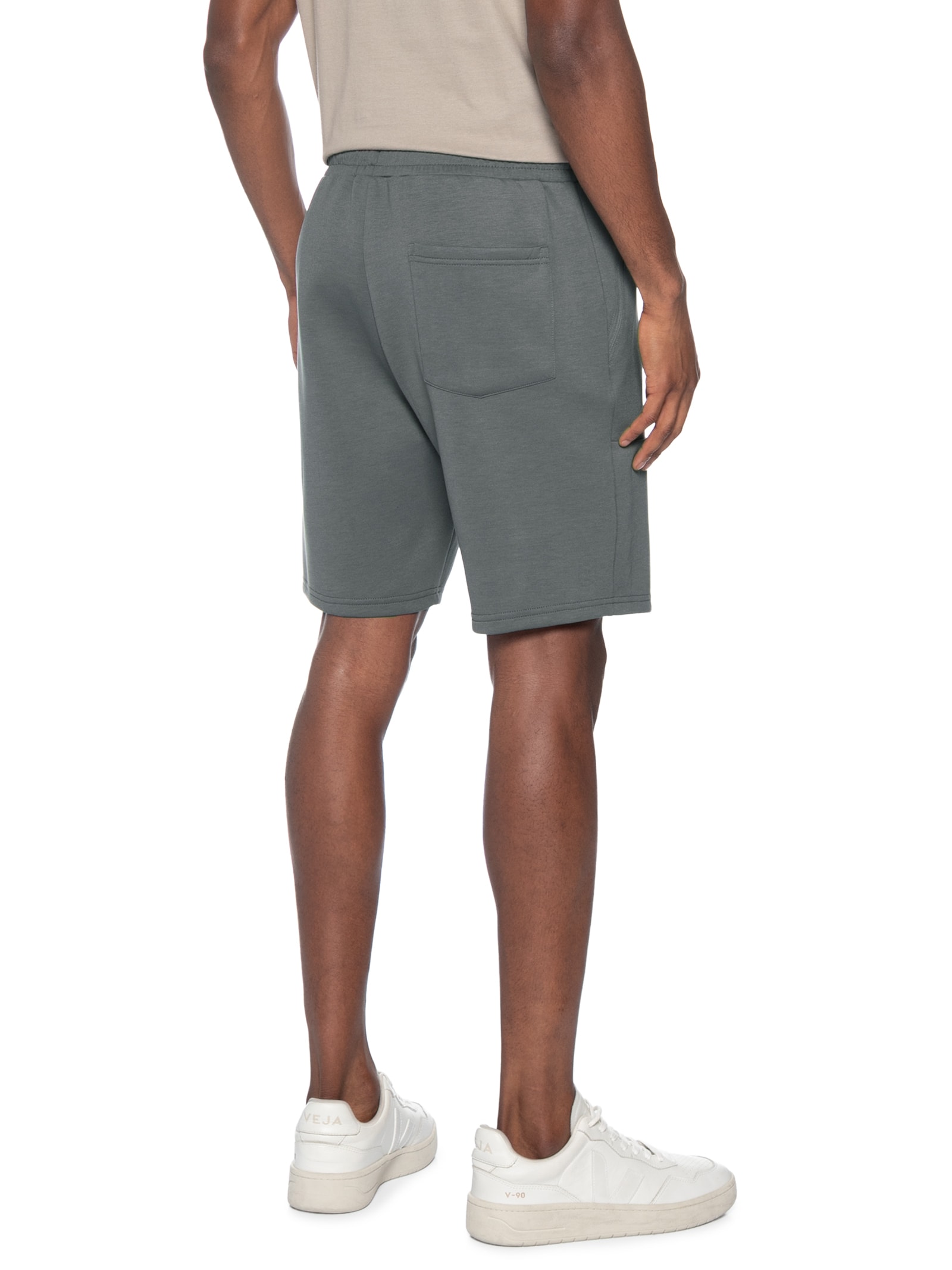 Bermuda Masculina Com Recortes Cinza Basiq Men