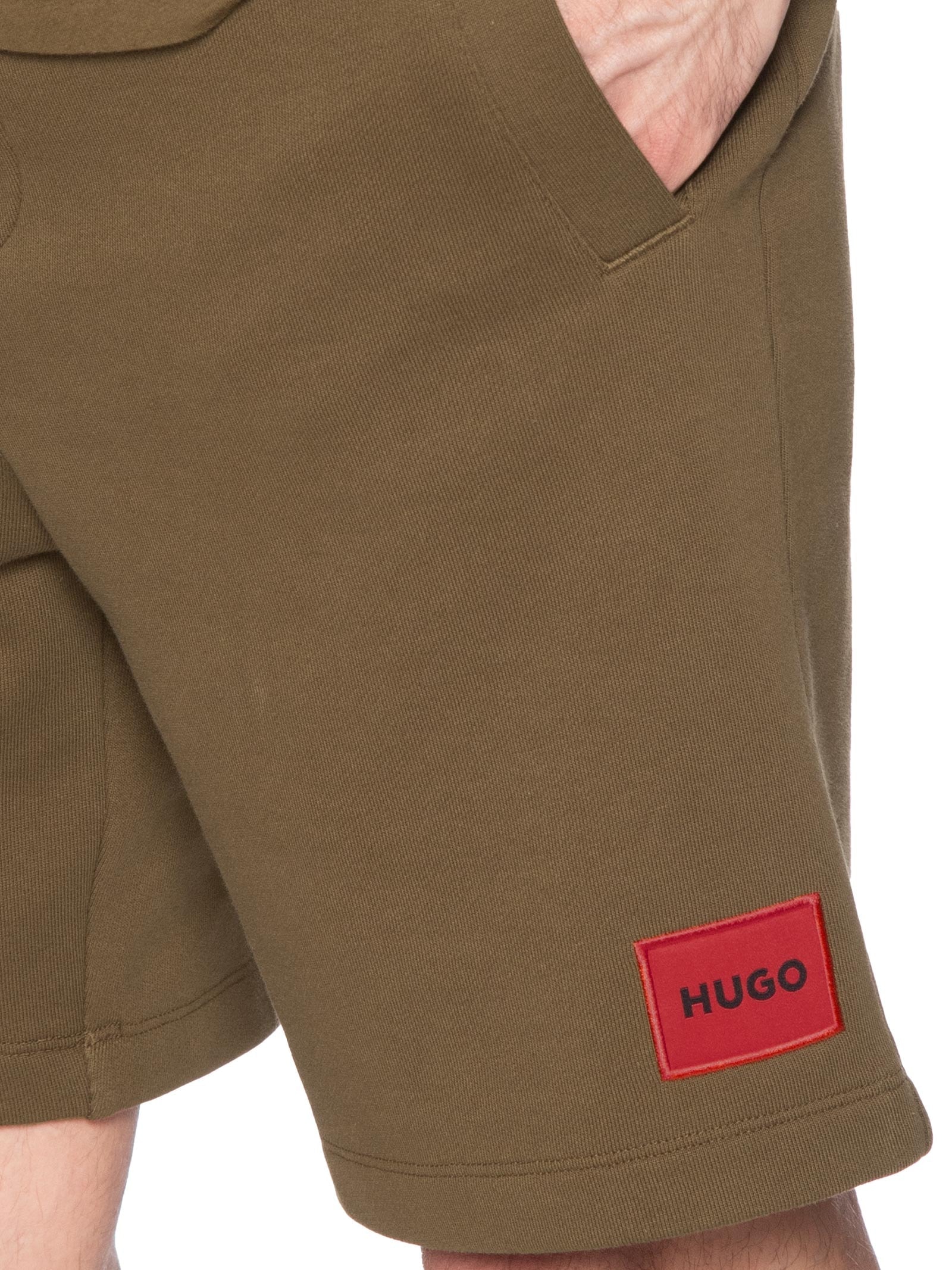 Bermuda Masculina De Moletom Marrom Hugo