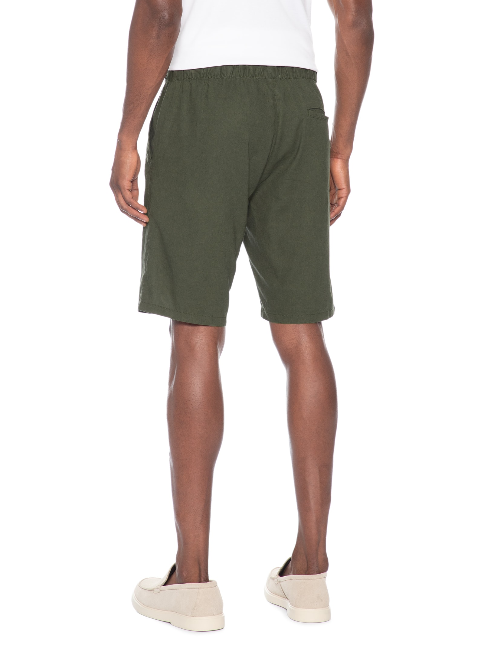 Bermuda Masculina Em Linho Misto Verde '2 Essential