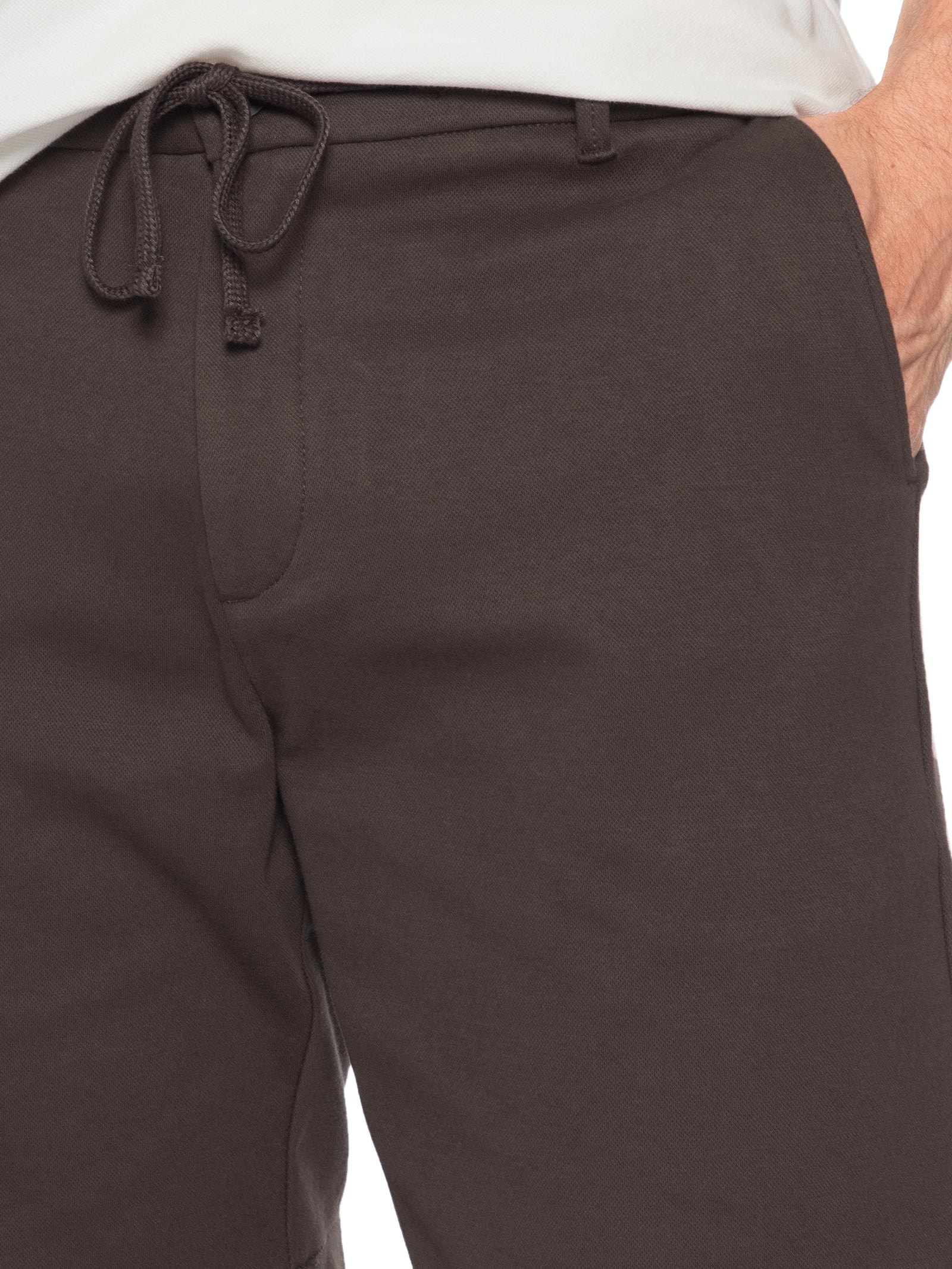 Bermuda Masculina em Malha Com Meio Elástico- Marrom Aramis