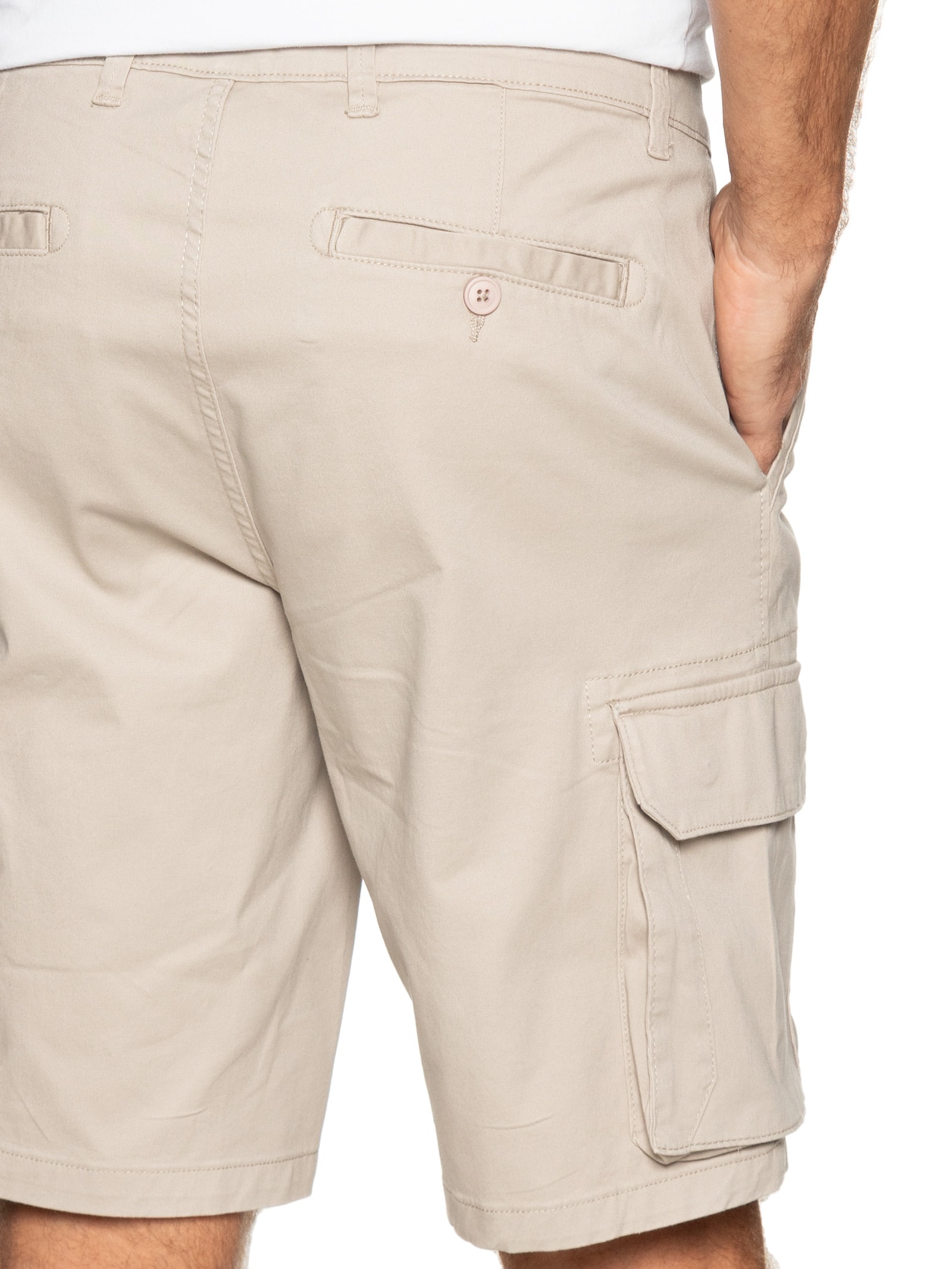 Bermuda Masculina Em Sarja Cargo Bege Basiq Men