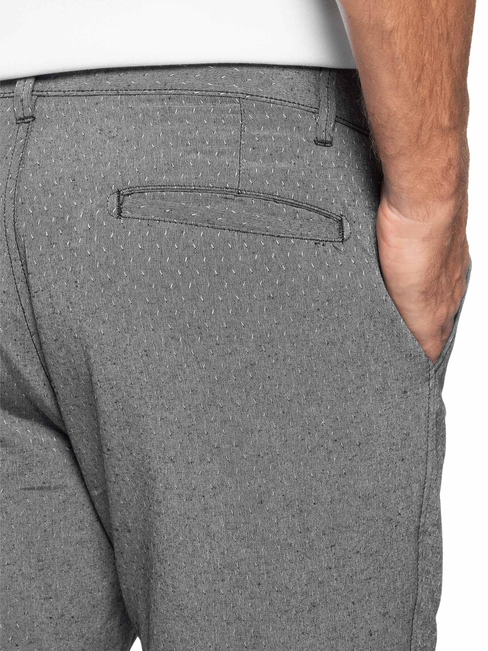 Bermuda Masculina Em Sarja Preto '2 Essential