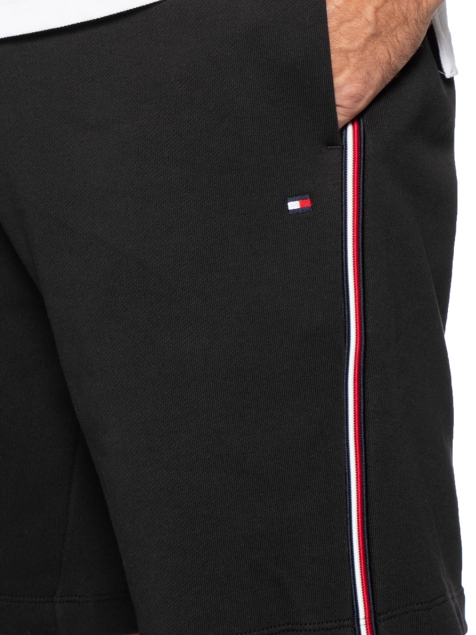 Bermuda Masculina Global Stripe em Moletom – Preto Tommy Hilfiger