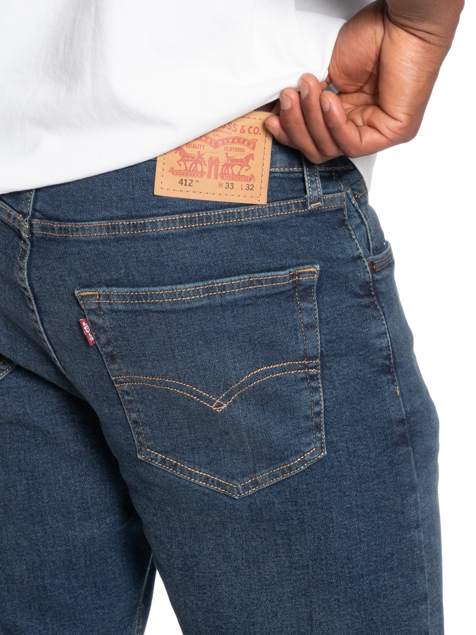 Bermuda Masculina Jeans 412 Slim Fit Azul Levi's