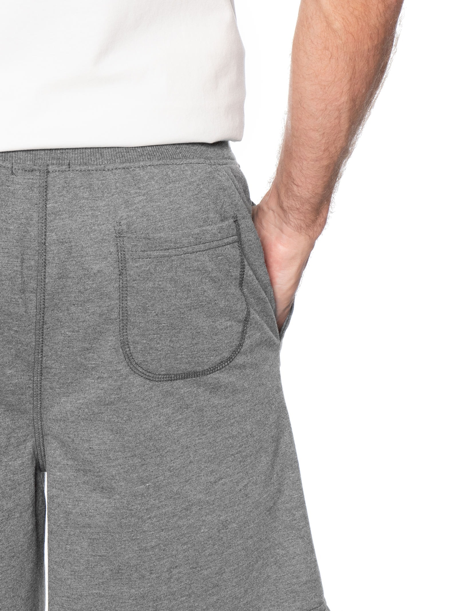 Bermuda Masculina Moletinho com Elástico Cinza Basiq Men