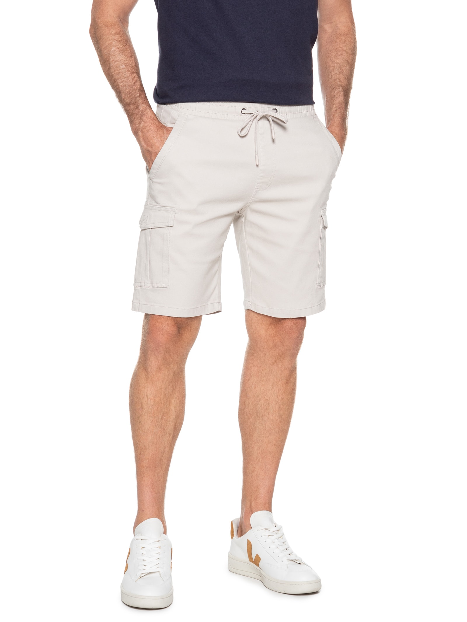 Bermuda Masculina Sarja Meio Elástico Cargo Bege Basiq Men