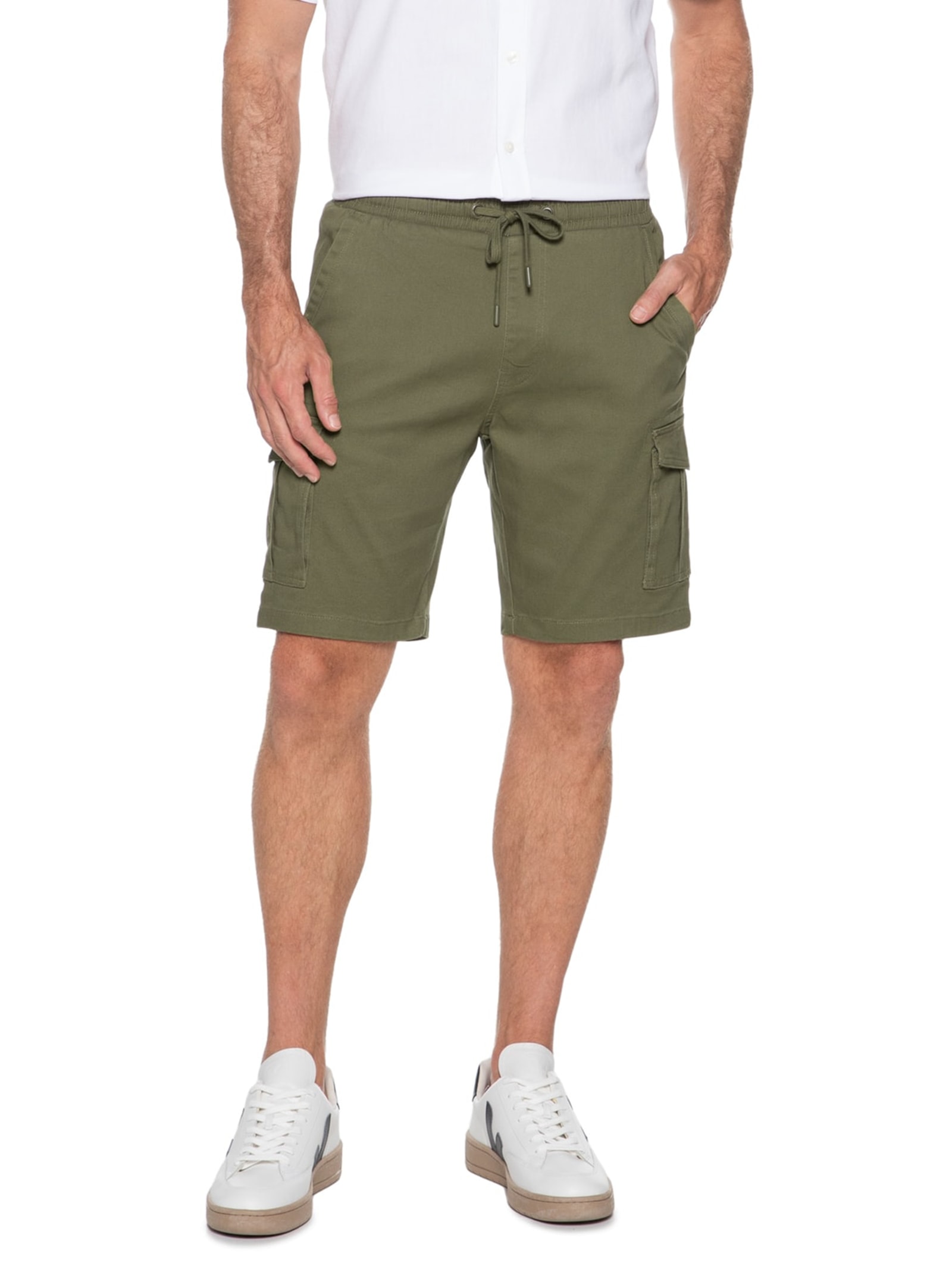 Bermuda Masculina Sarja Meio Elástico Cargo Verde Basiq Men