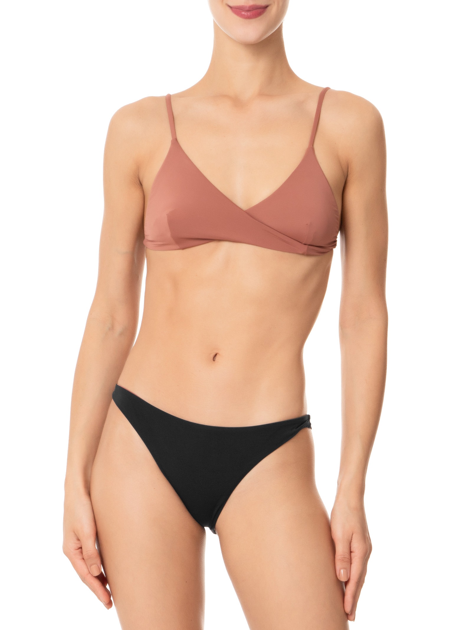 Biquíni Conjunto Triangulo Com Detalhe Torcido Rosa   '2Essential