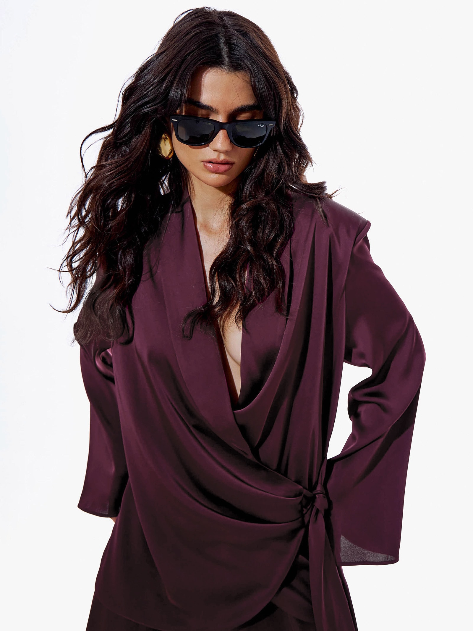 Blazer Feminino De Cetim Com Faixa Vermelho My Favorite