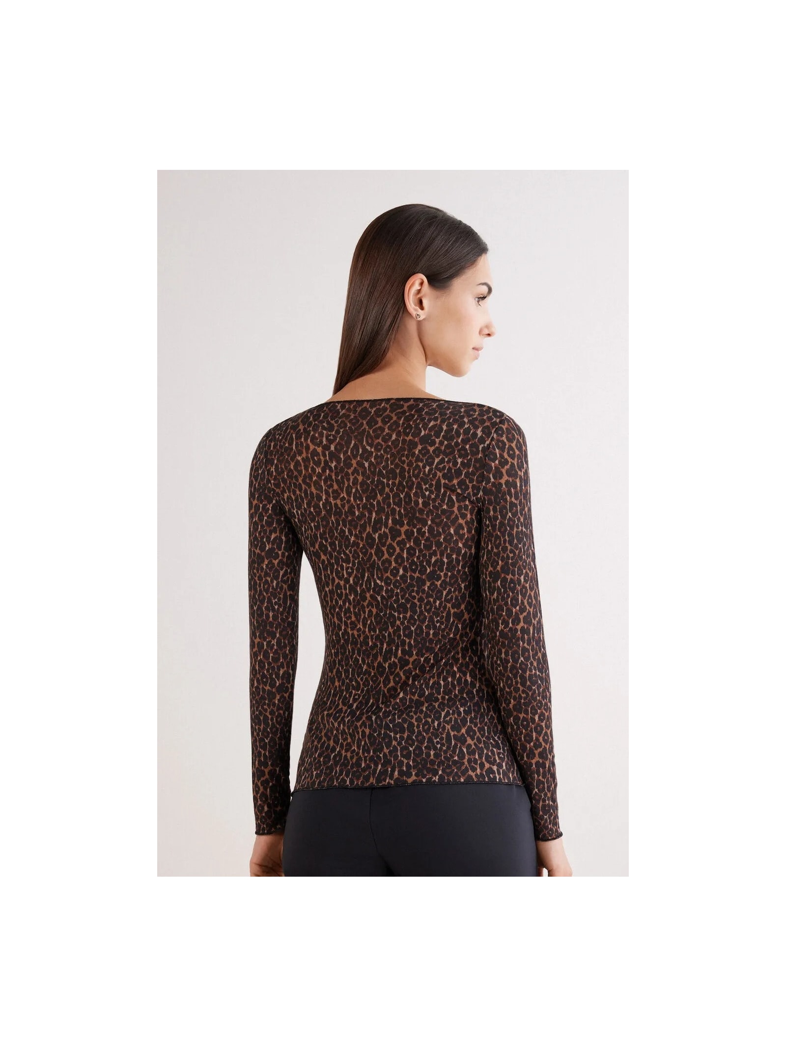 Blusa De Manga Comprida Em Modal Ultralight Com Cashmere Com Estampa Animal Print Marrom Intimissimi