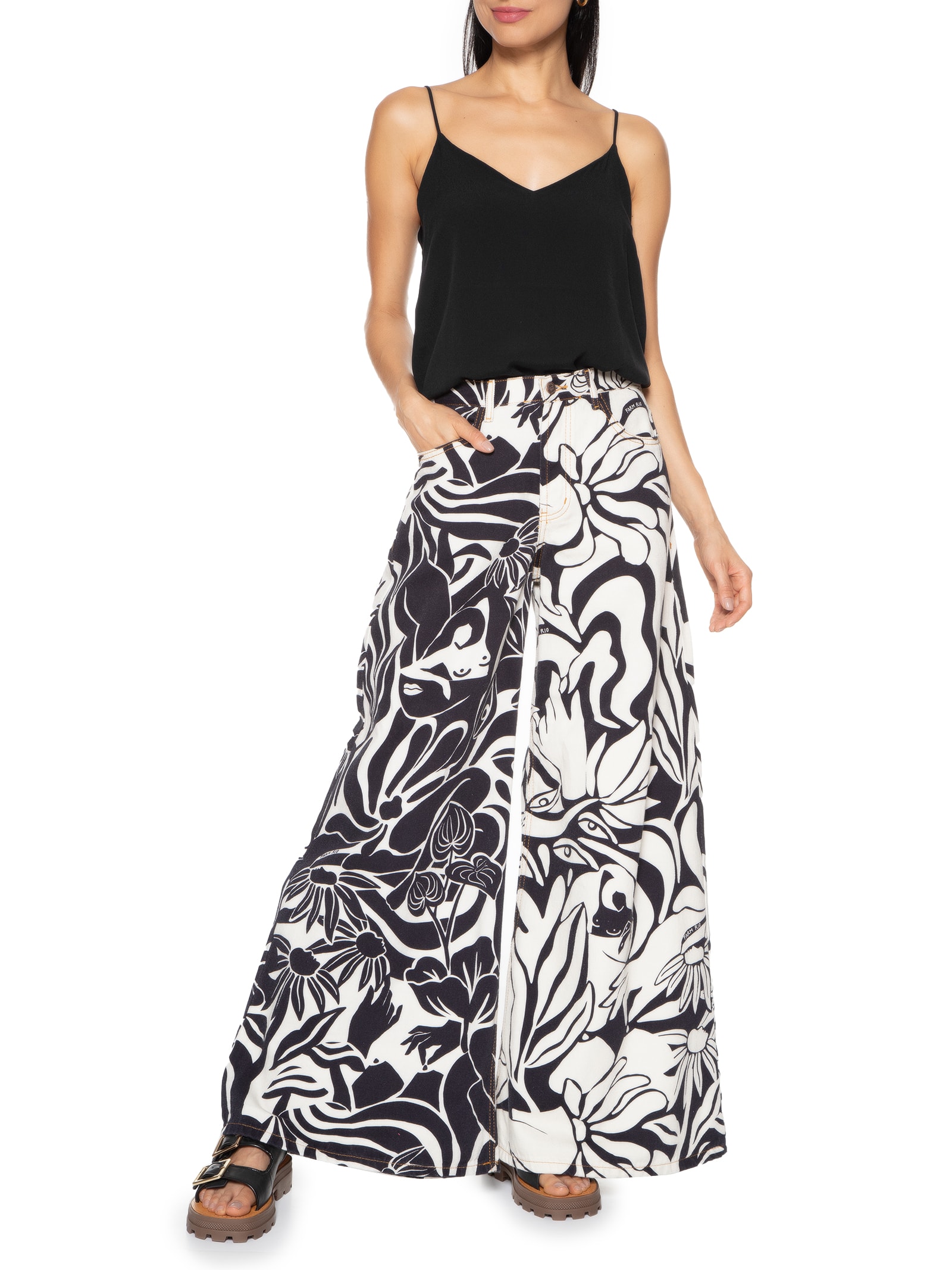 Blusa Feminina Acabamento Contrastante Preto Farm