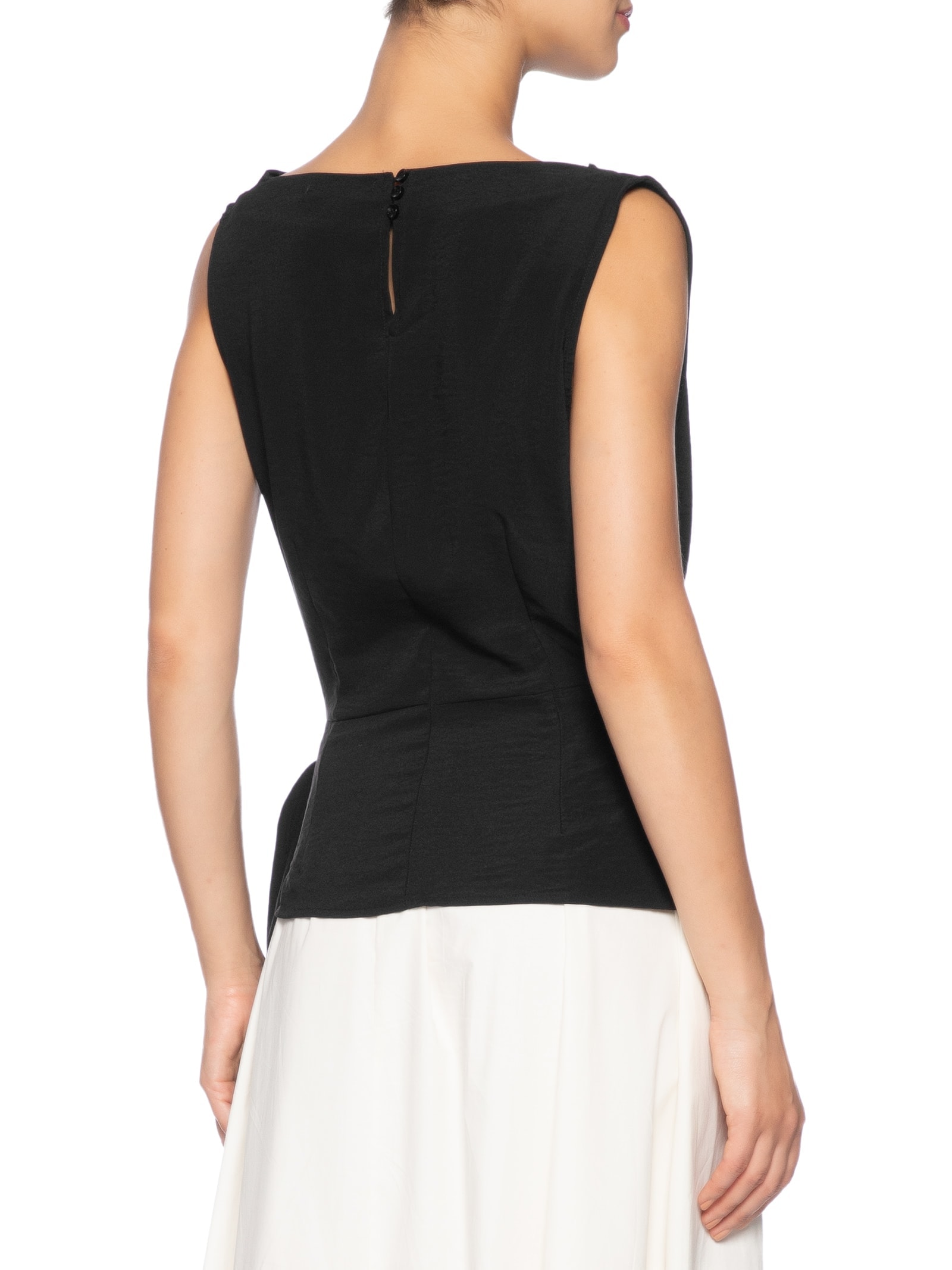 Blusa Feminina Com Detalhe Frontal Preto '2Essential