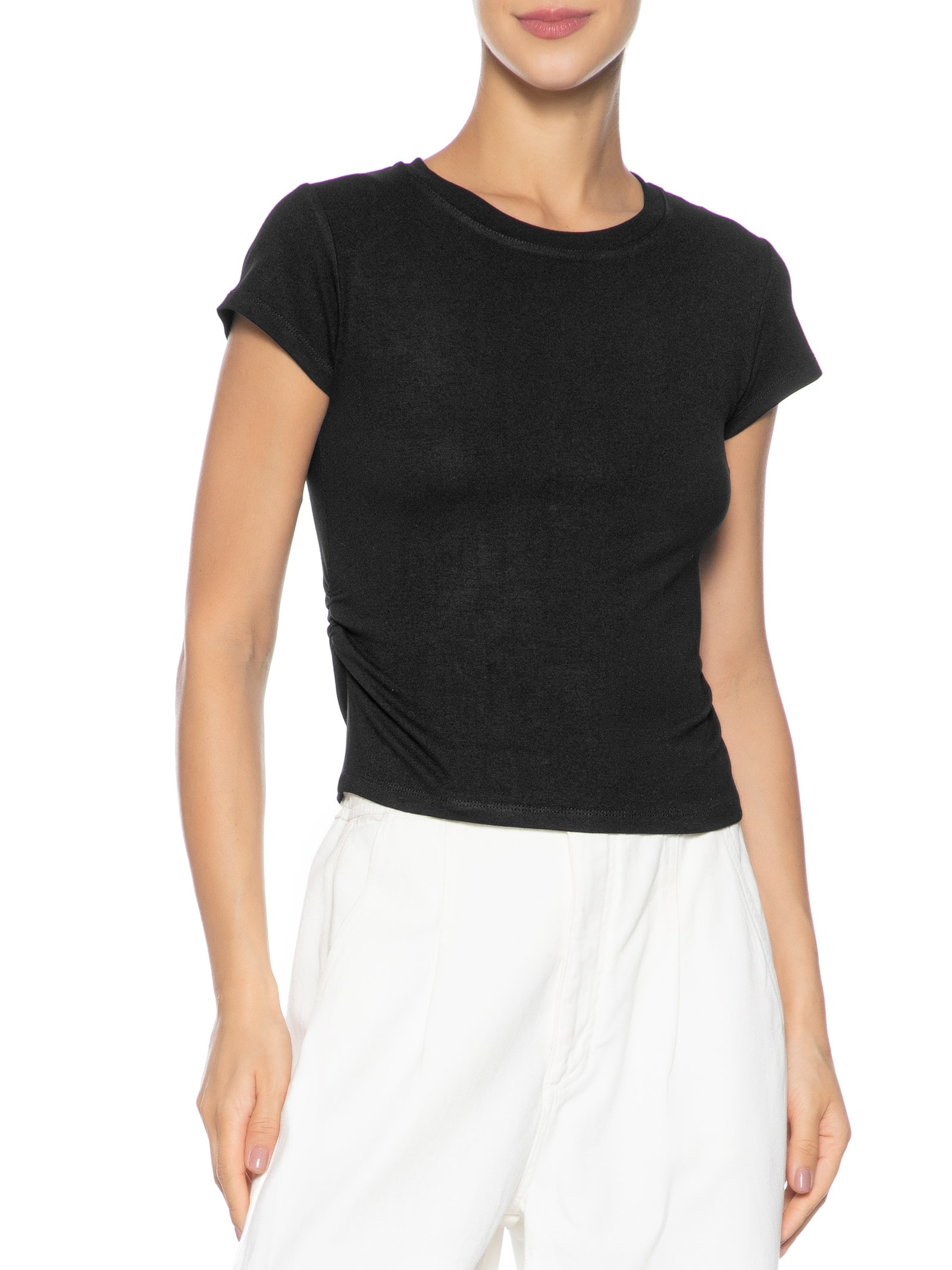 Blusa Feminina Comfy Justa Ao Corpo Preto Basiq