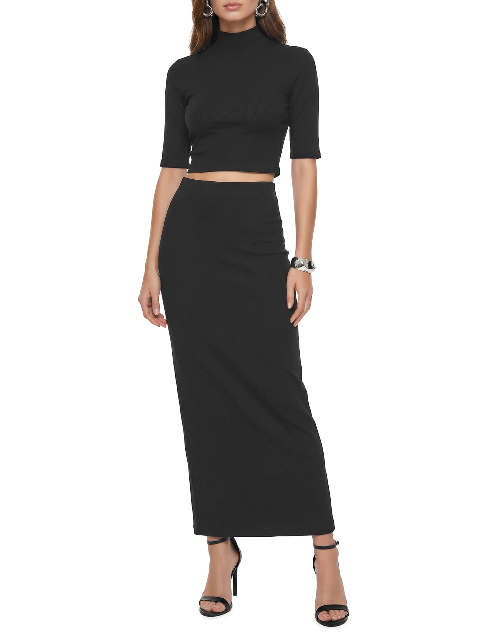 Blusa Feminina Cropped Justa Preto Lança Perfume