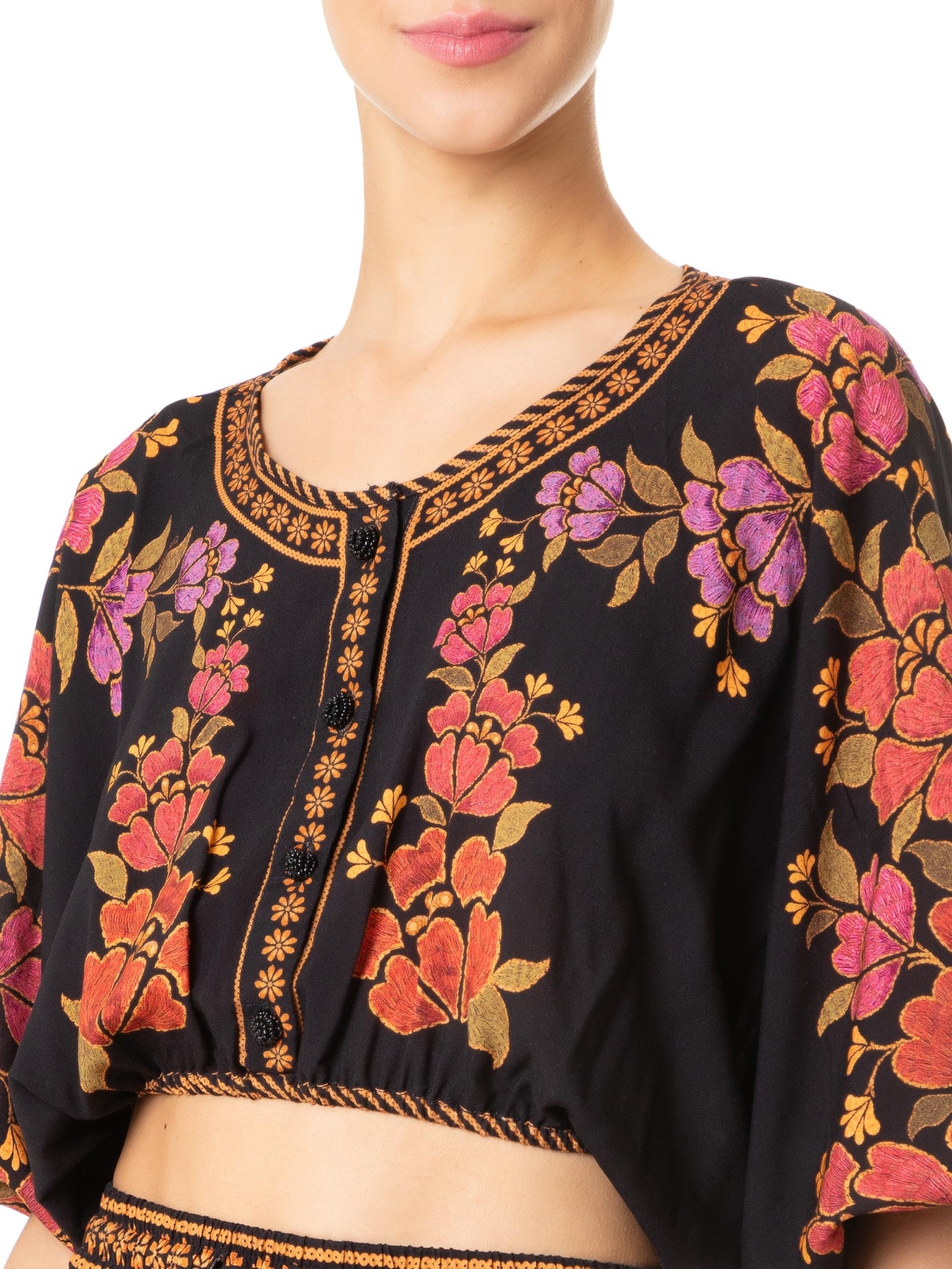 Blusa Feminina Cropped Madalena Preto Farm