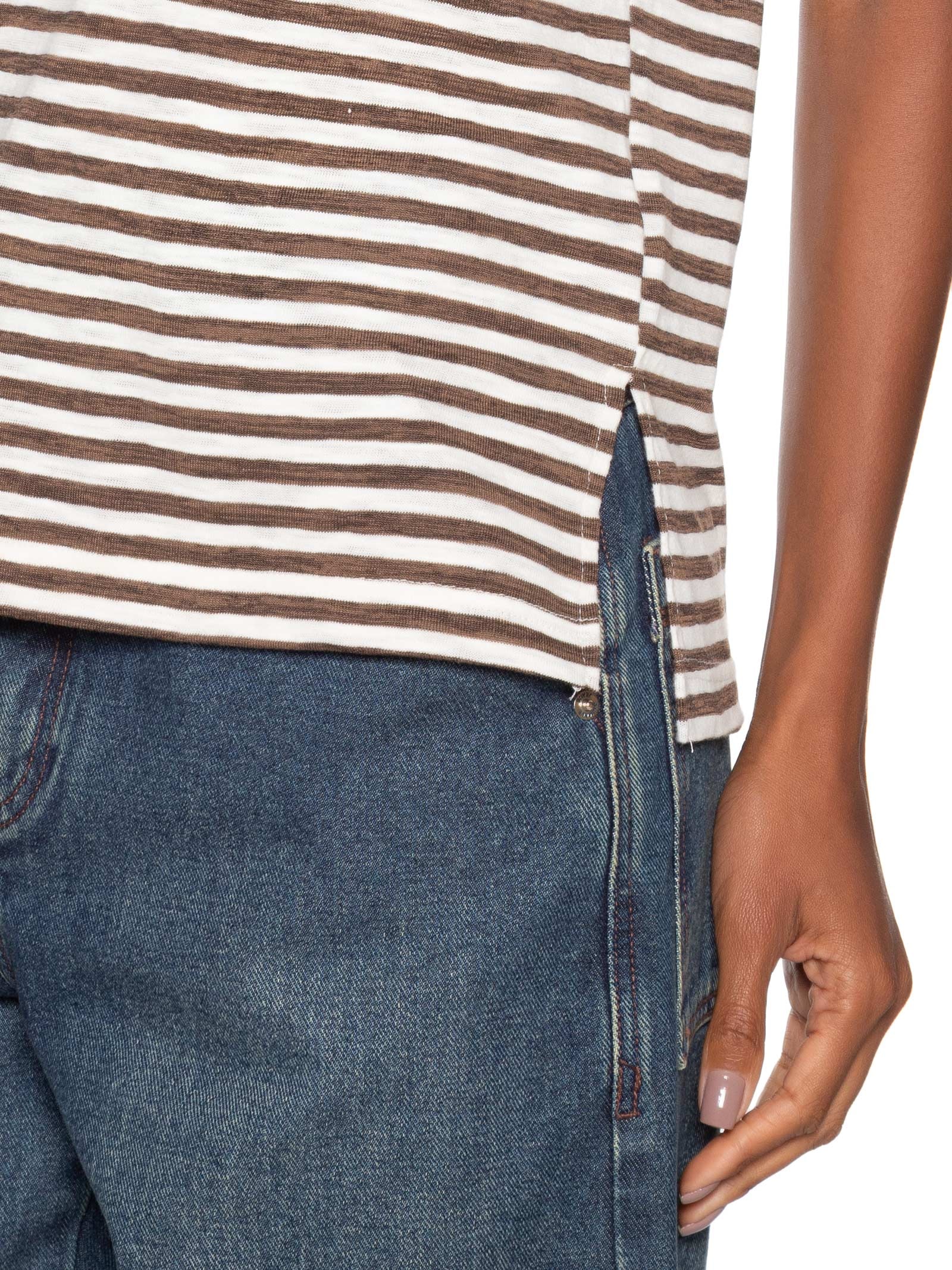 Blusa Feminina De Malha Listrada Decote V Marrom Animale Jeans