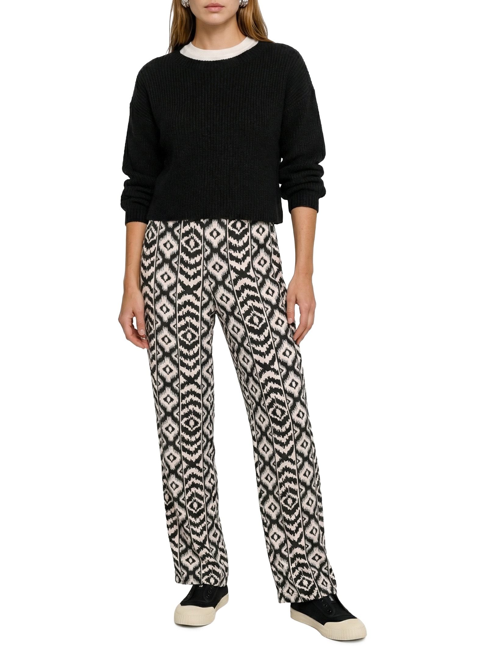 Blusa Feminina de Tricô Manga Longa Preto Cacay