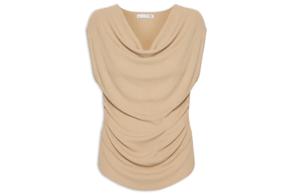 Blusa Feminina Decote Degagê Em Tricot - Bege