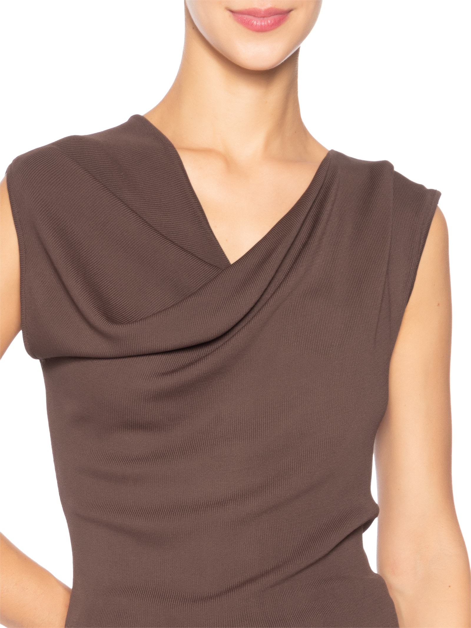 Blusa Feminina Decote Degagê Em Tricot Marrom '2Essential