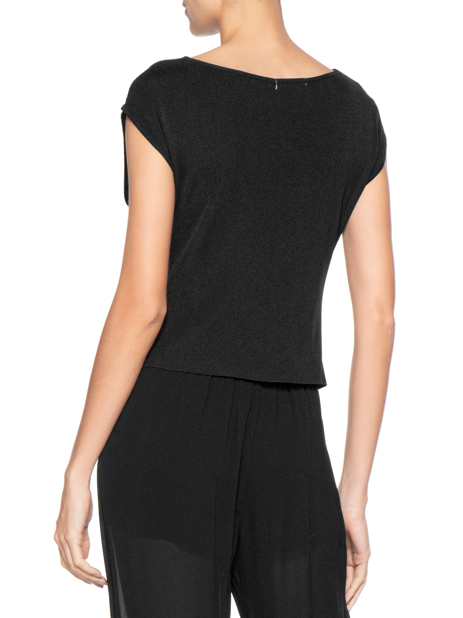 Blusa Feminina Decote Degagê Em Tricot Preto '2Essential
