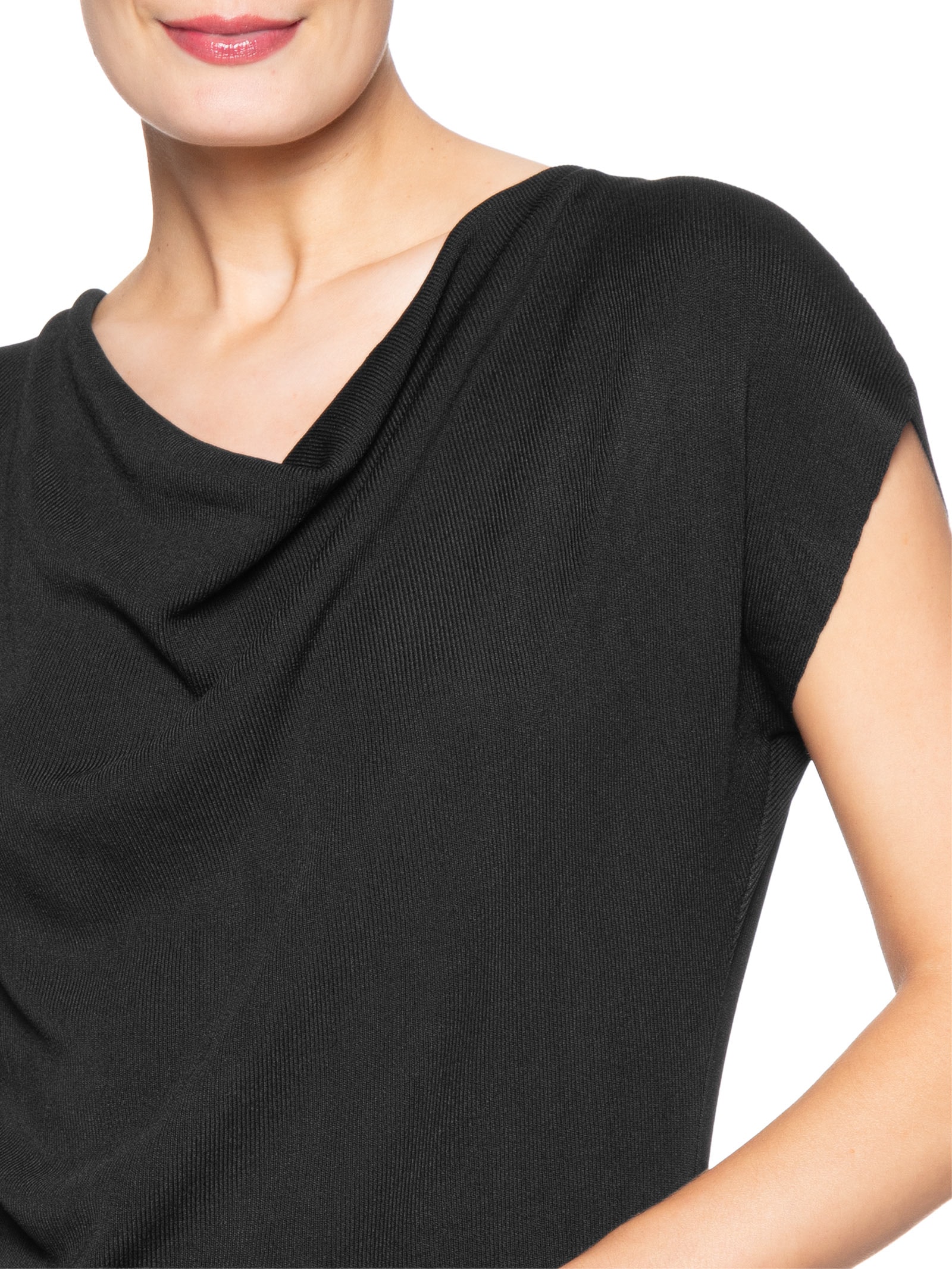 Blusa Feminina Decote Degagê Em Tricot Preto '2Essential