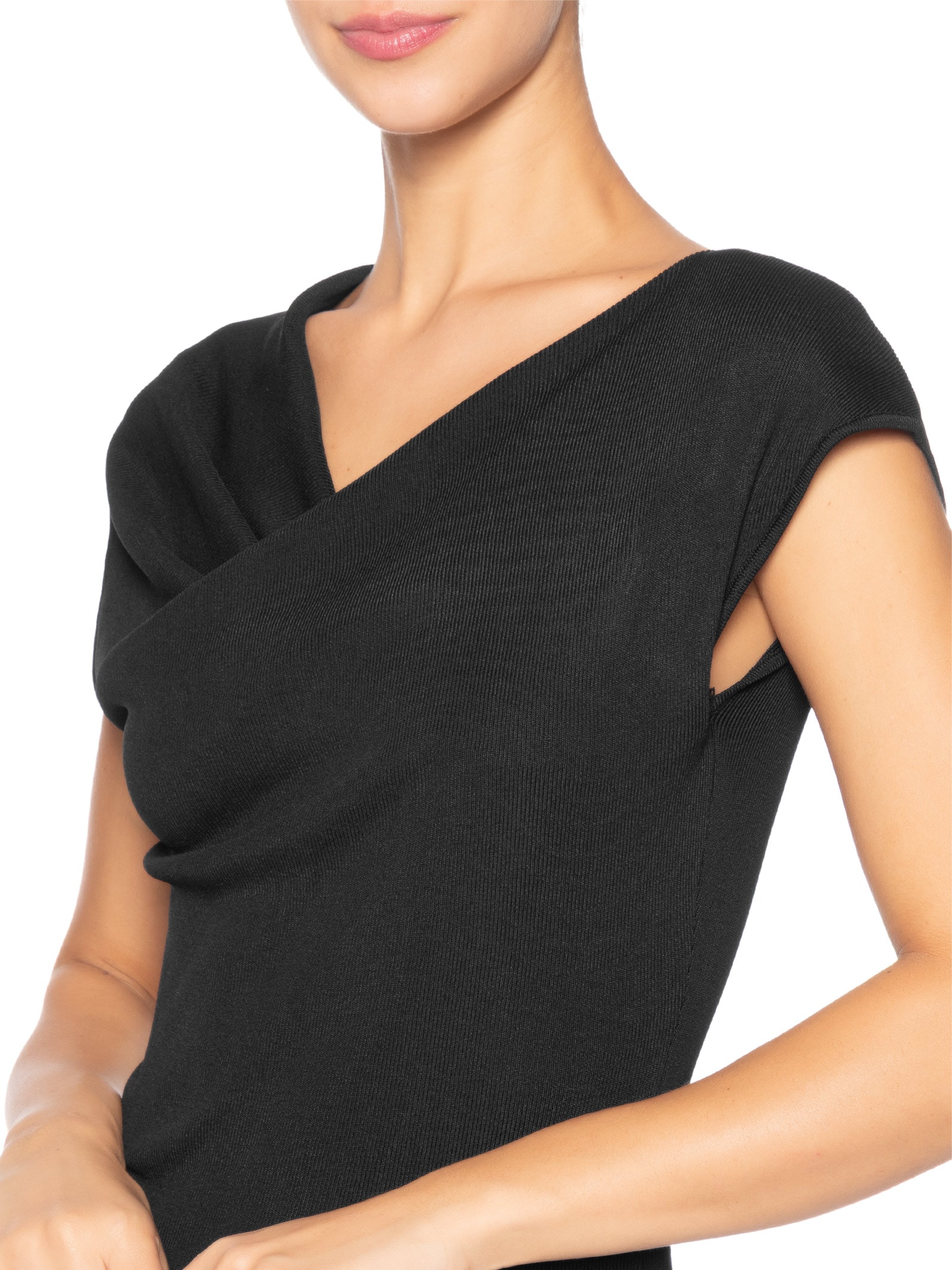 Blusa Feminina Decote Degagê Em Tricot Preto '2Essential