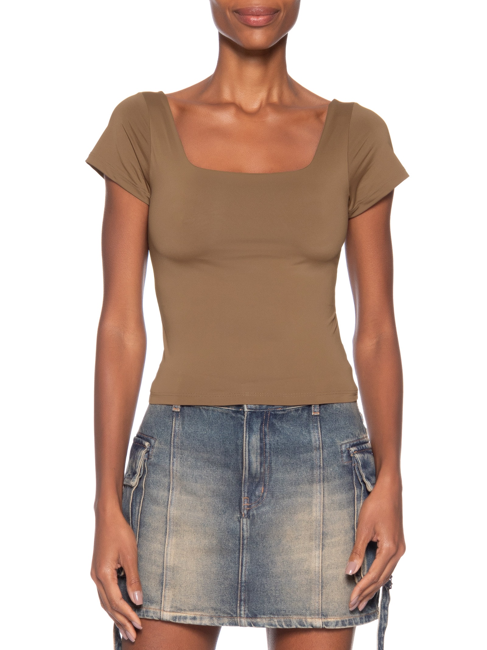 Blusa Feminina em Poliamida Com Manga Curta – Marrom Market 33