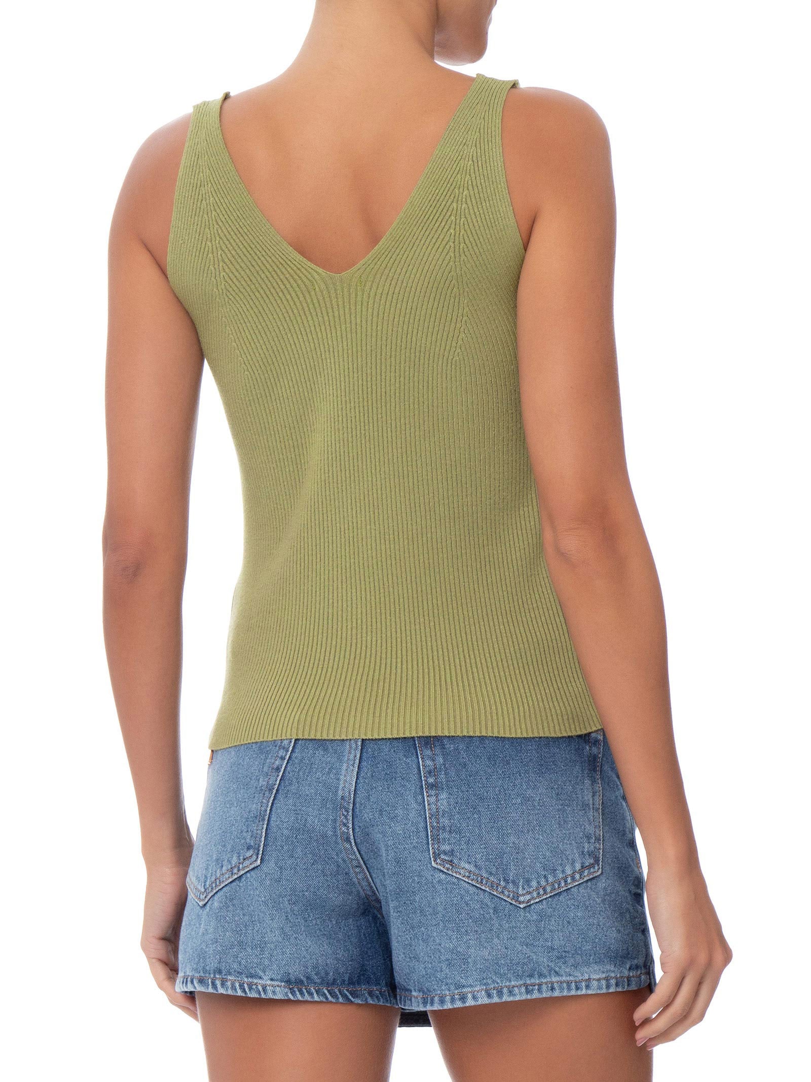 Blusa Feminina Em Tricot Decote V Verde Market 33