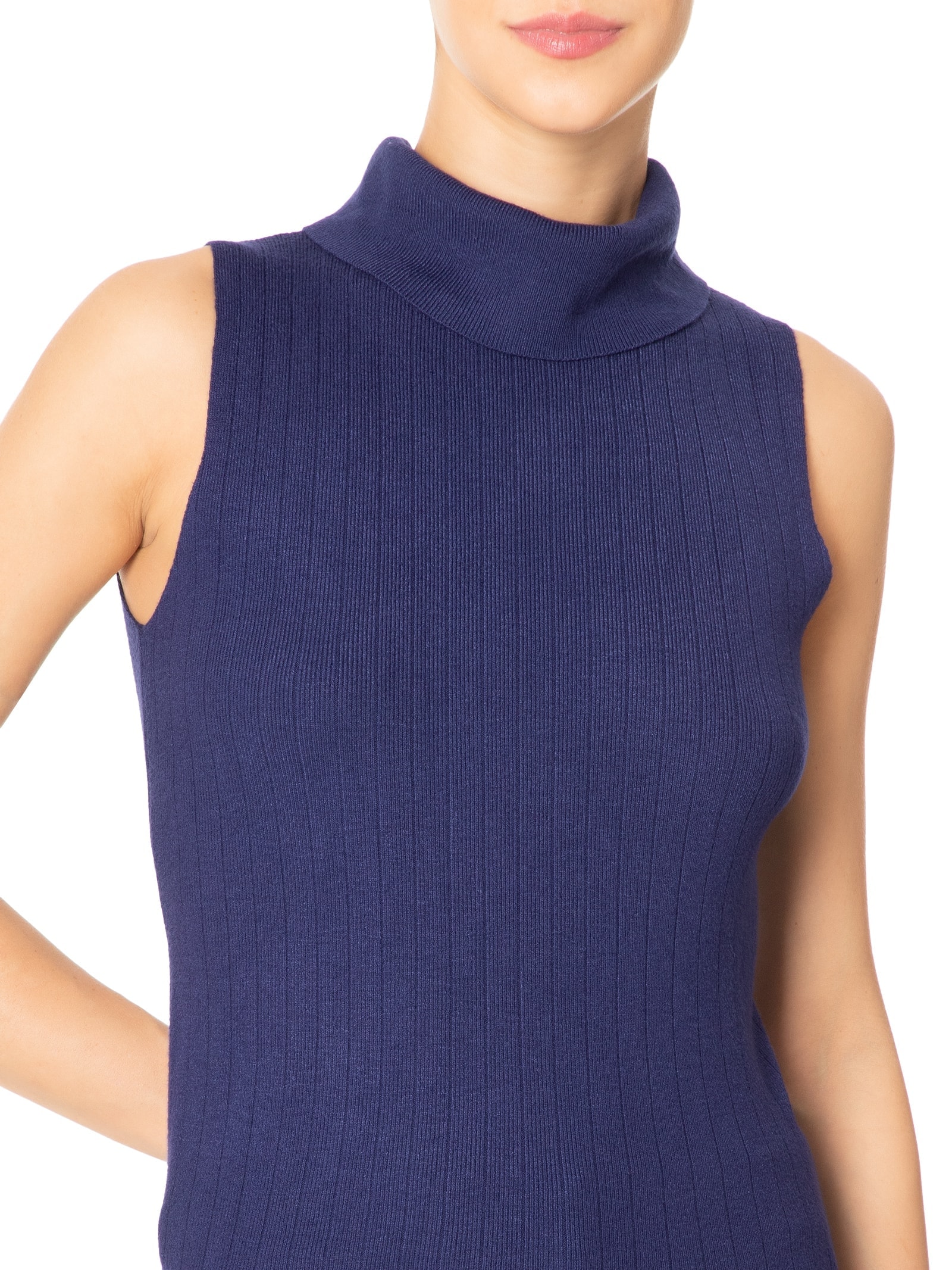 Blusa Feminina Gola Alta Em Tricot Azul '2Essential