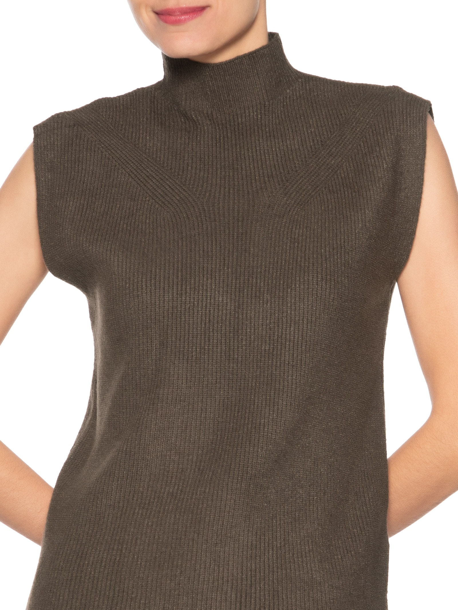 Blusa Feminina Gola Alta Em Tricot Marrom  '2Essential