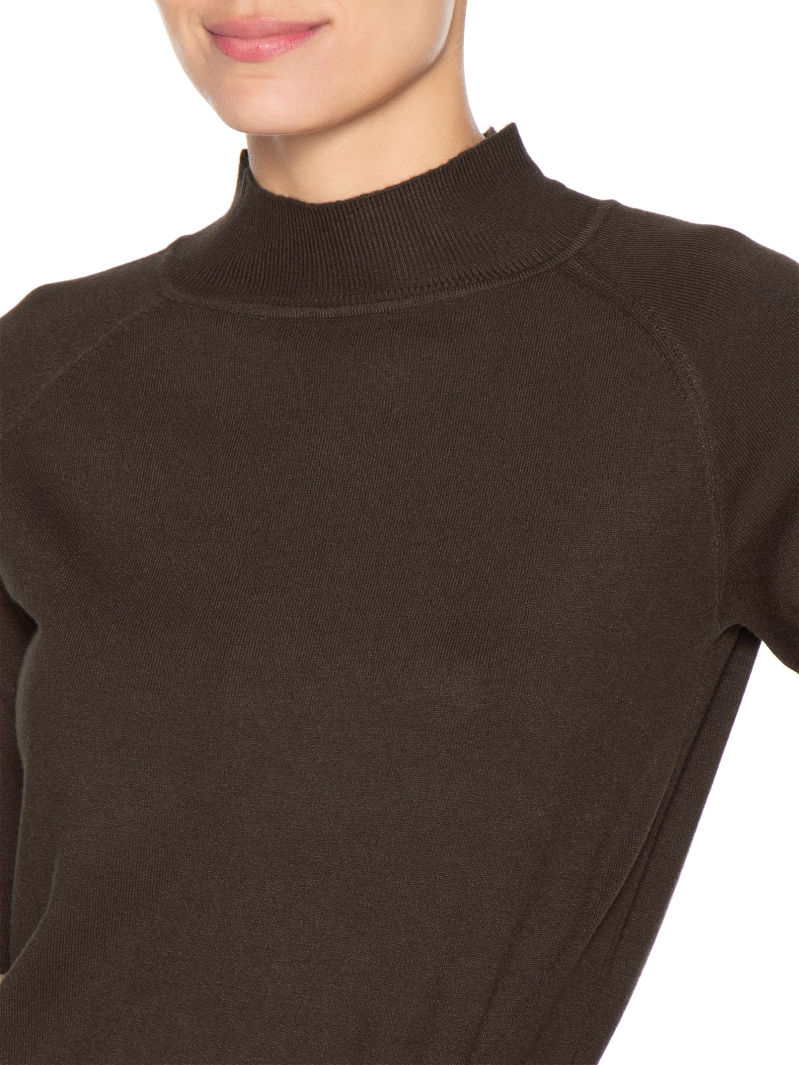 Blusa Feminina Gola Alta Em Tricot Marrom '2Essential