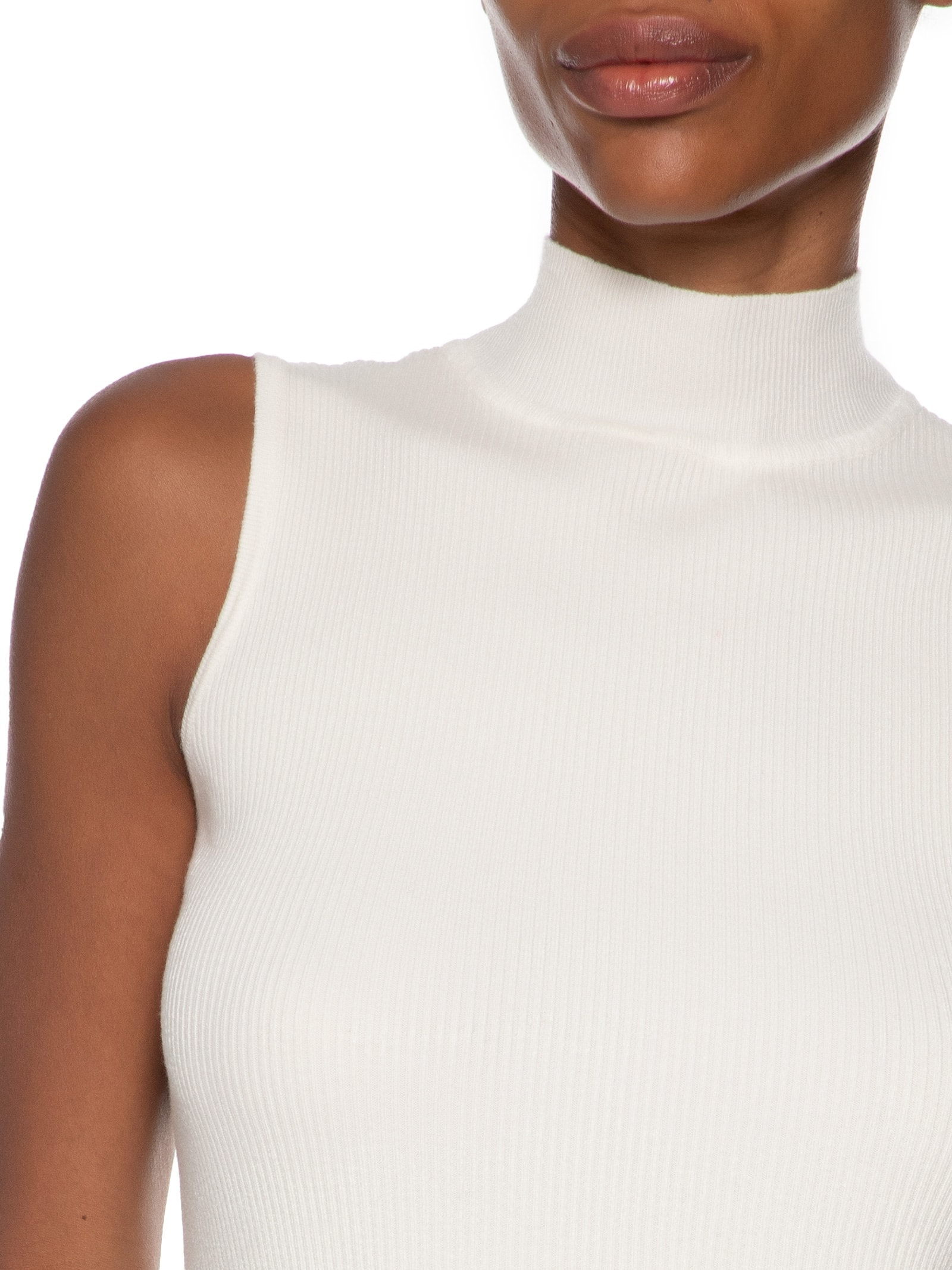 Blusa Feminina Gola Alta Em Tricot Off White '2Essential
